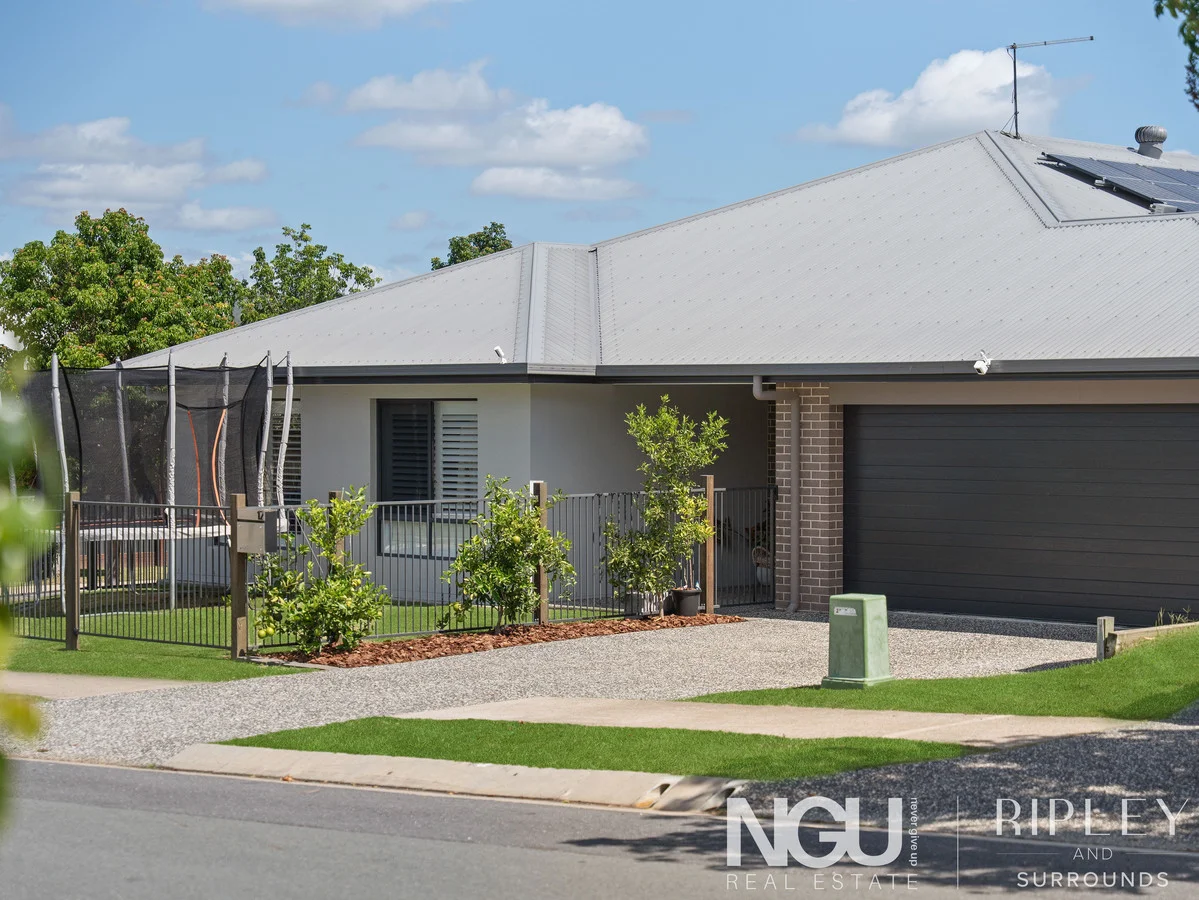 12 Lomond Street, South Ripley QLD 4306