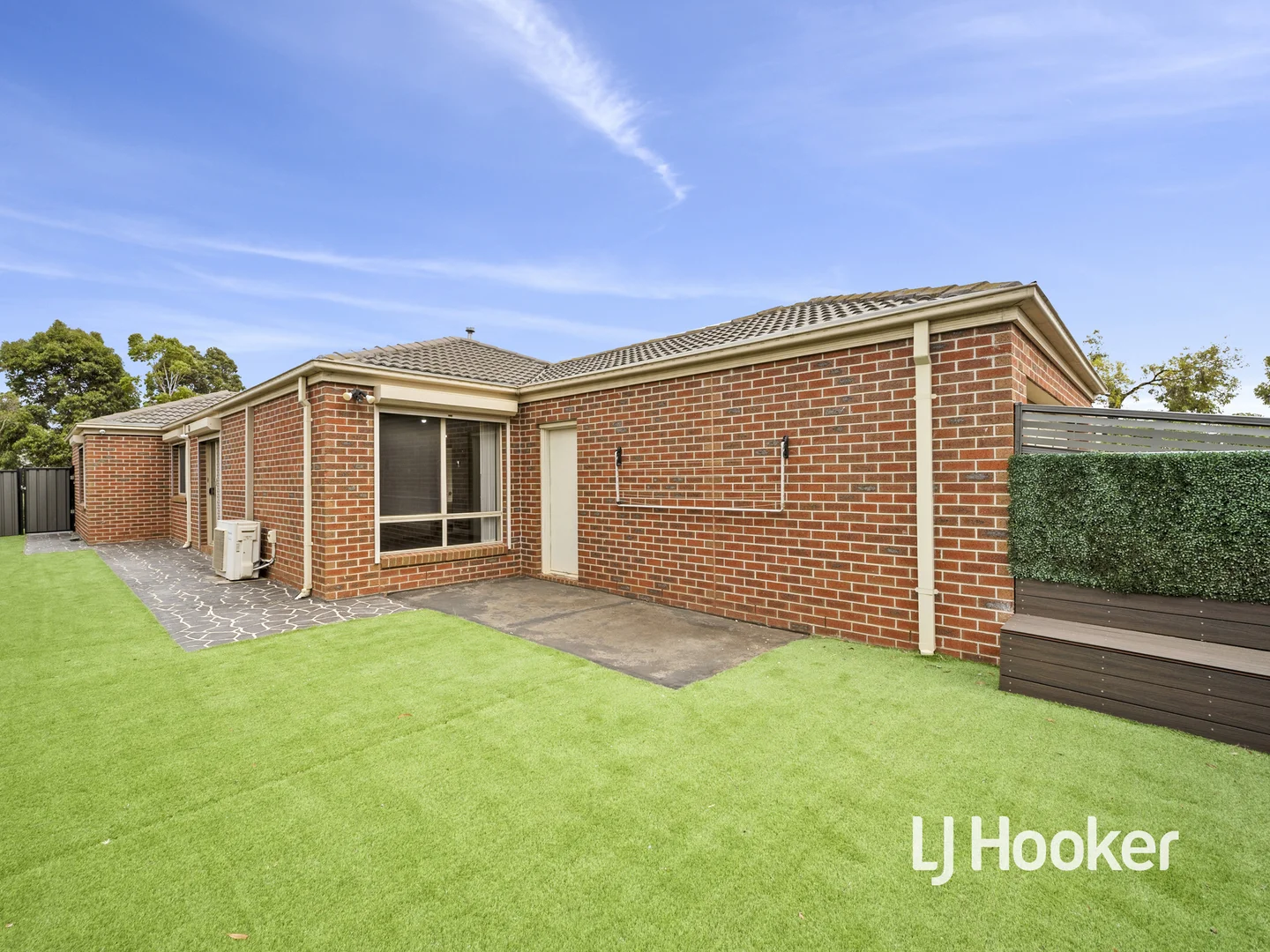 Additional image 12 of 5 Lysterfield Walk, Manor Lakes VIC 3024