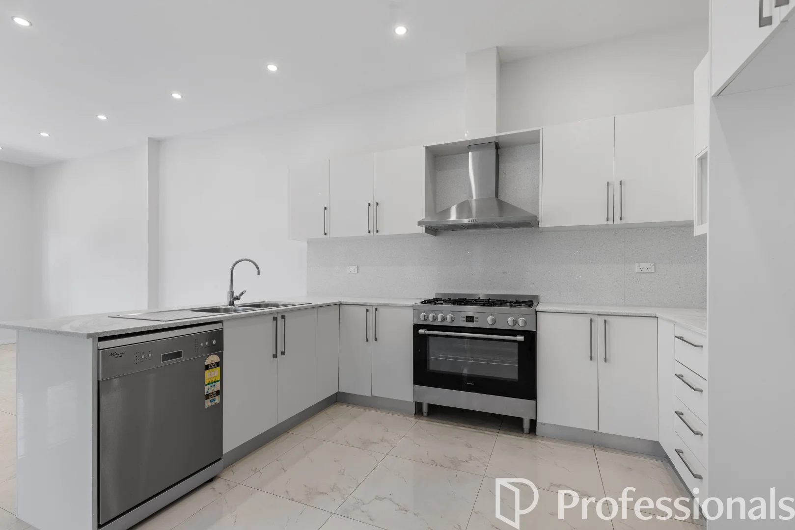 Additional image 5 of 2A Basil Street, Riverwood NSW 2210