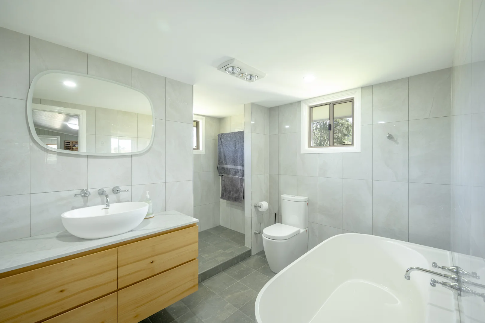 Additional image 9 of 'Double Knob' Nangur Road, Tansey QLD 4601