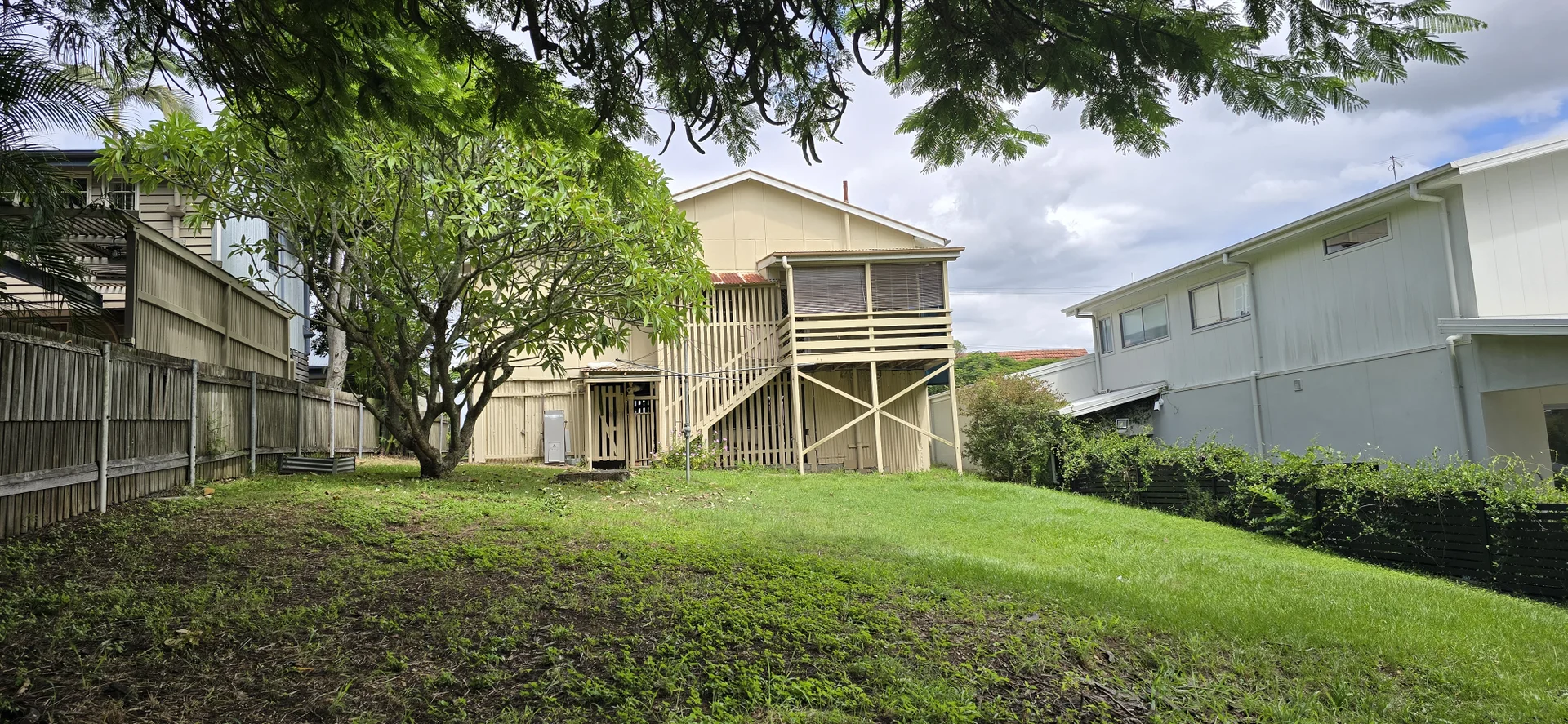 Additional image 2 of Holland Park QLD 4121