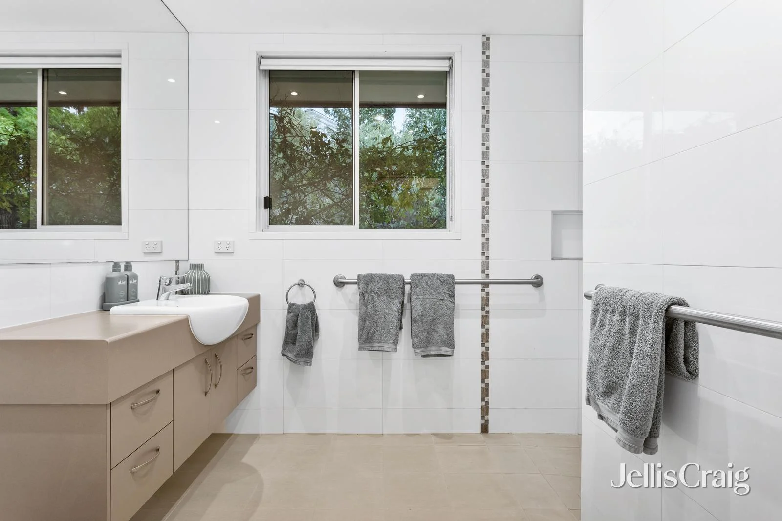 Additional image 8 of 4 Temple Court, Templestowe Lower VIC 3107