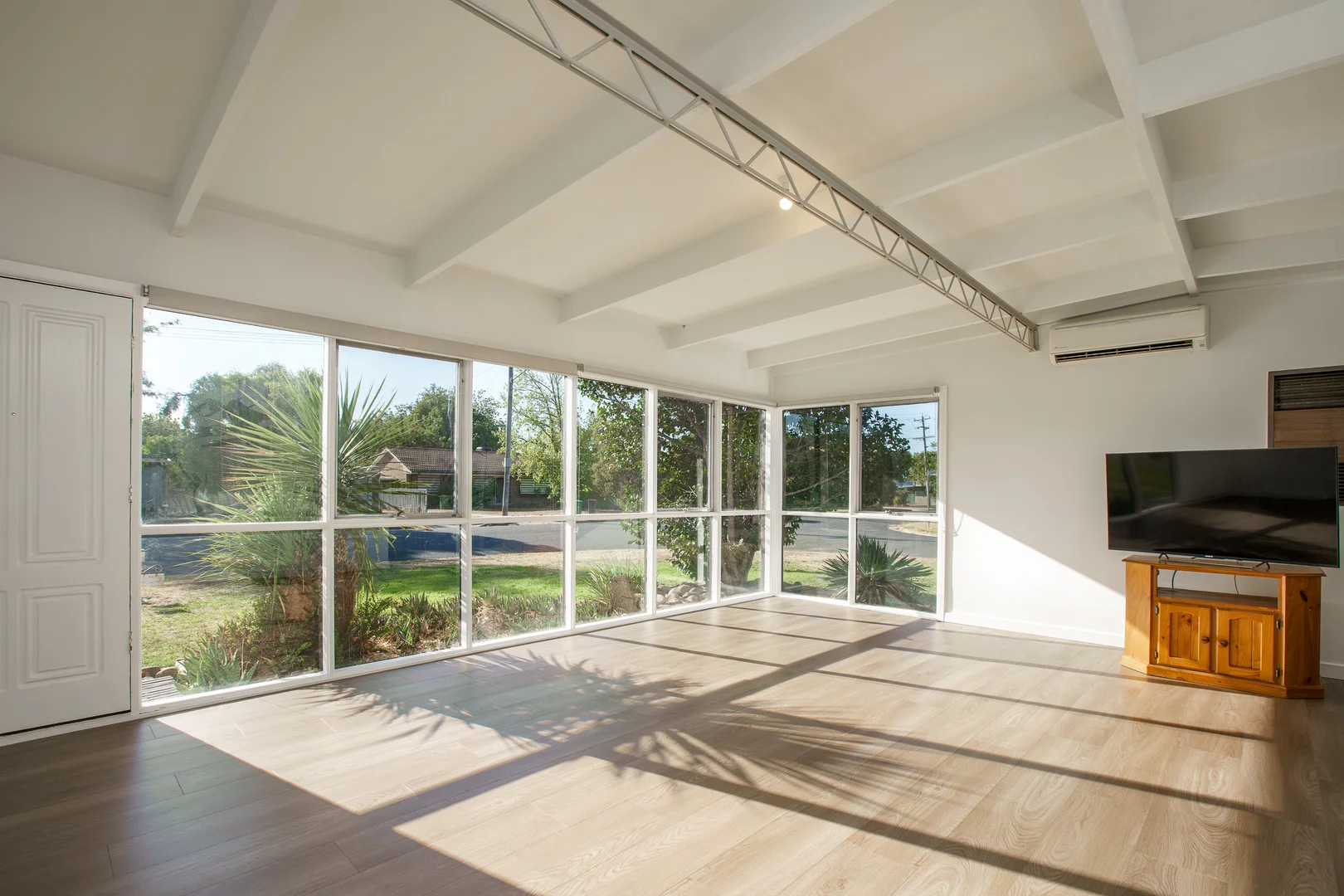 Additional image 2 of 327 Sutherland Street, Lavington NSW 2641