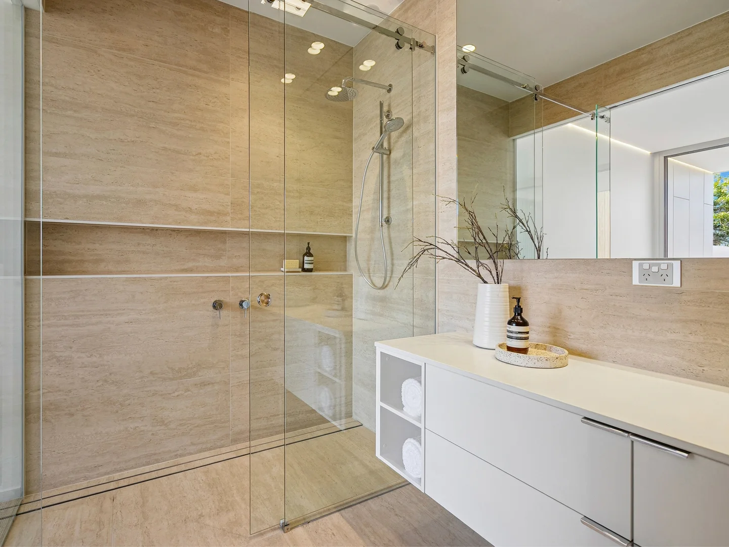 Additional image 24 of 161 Lewisham Scenic Drive, Lewisham TAS 7173