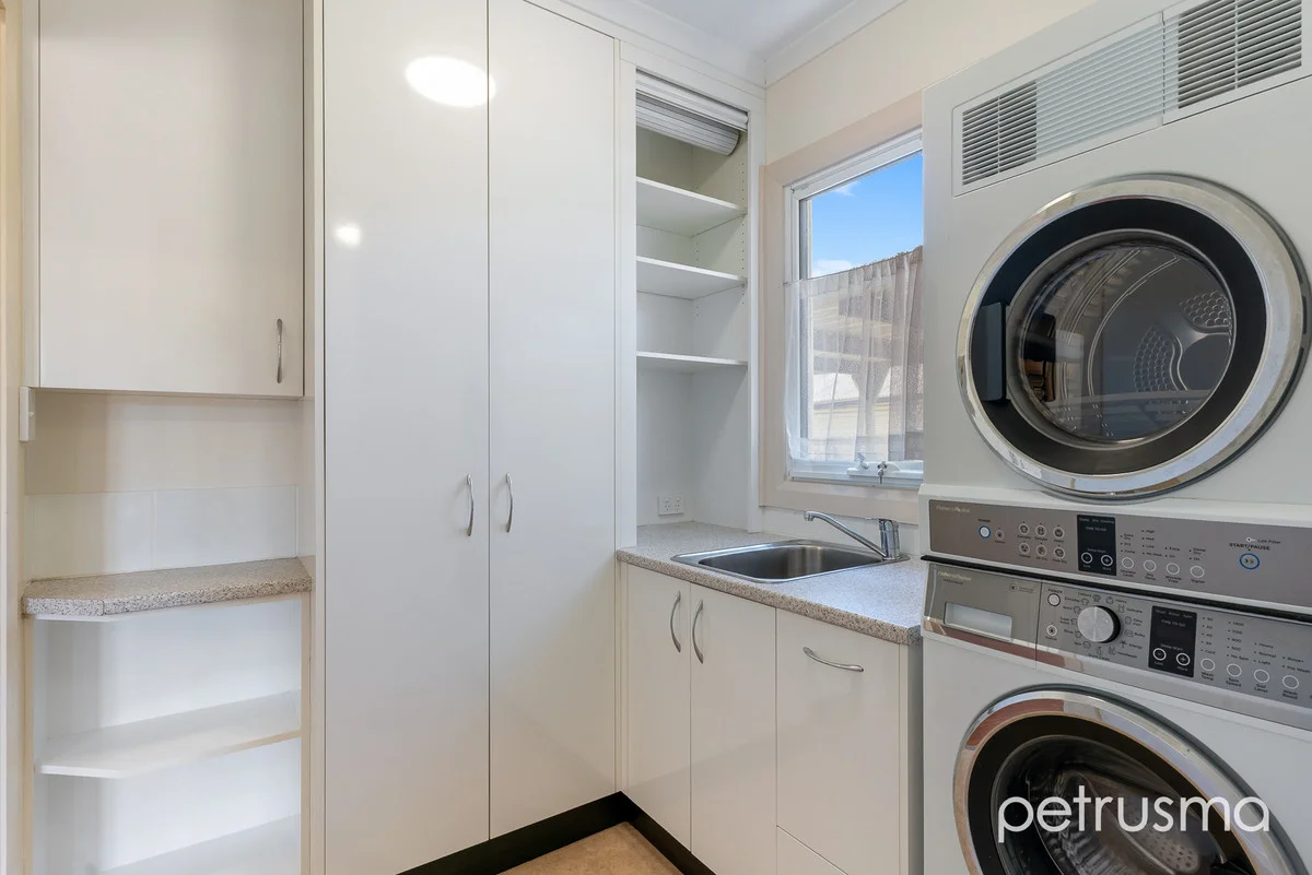 Additional image 23 of 199 Derwent Avenue, Lindisfarne TAS 7015