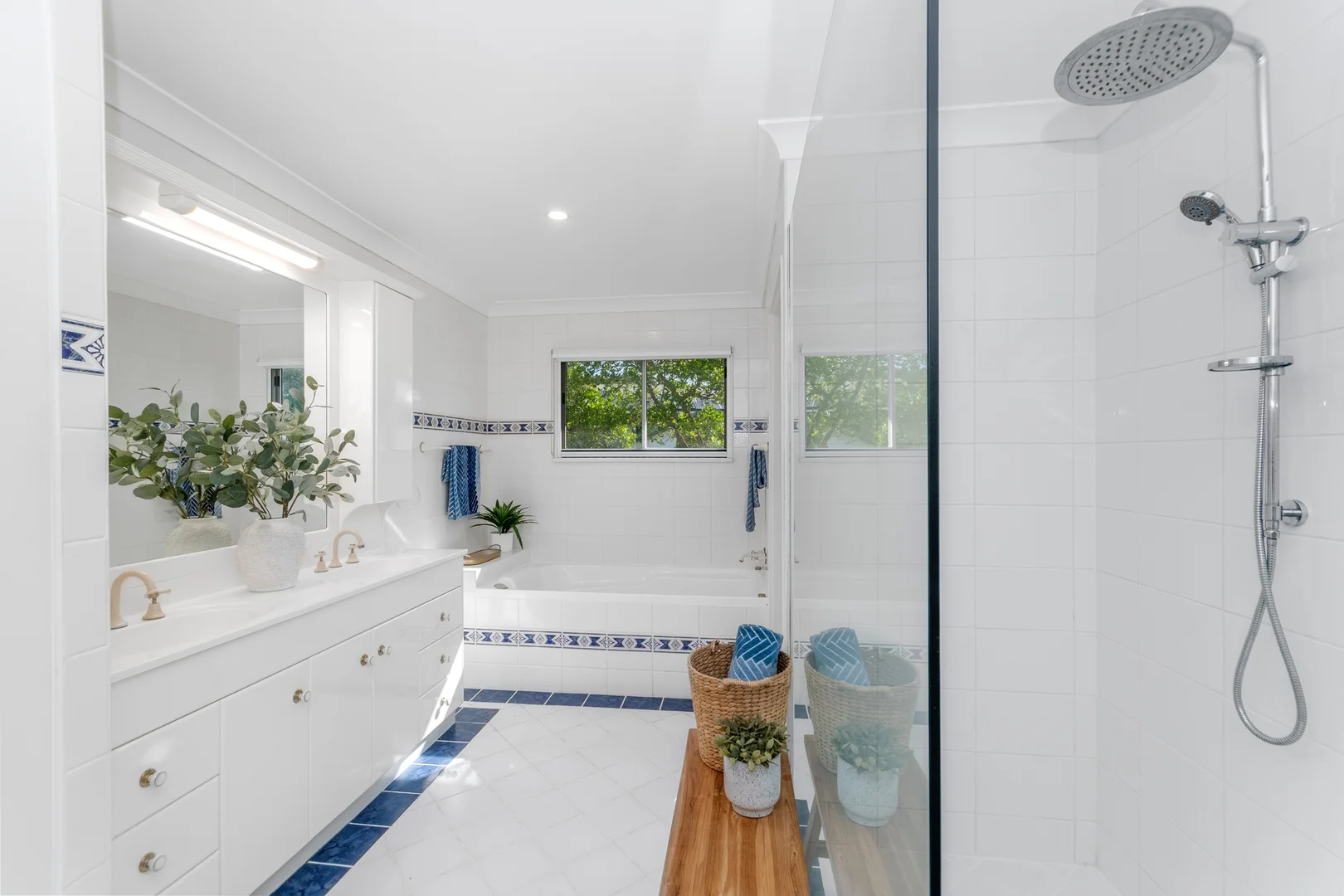 Additional image 11 of 26 Balmoral Drive, Castle Hill QLD 4810