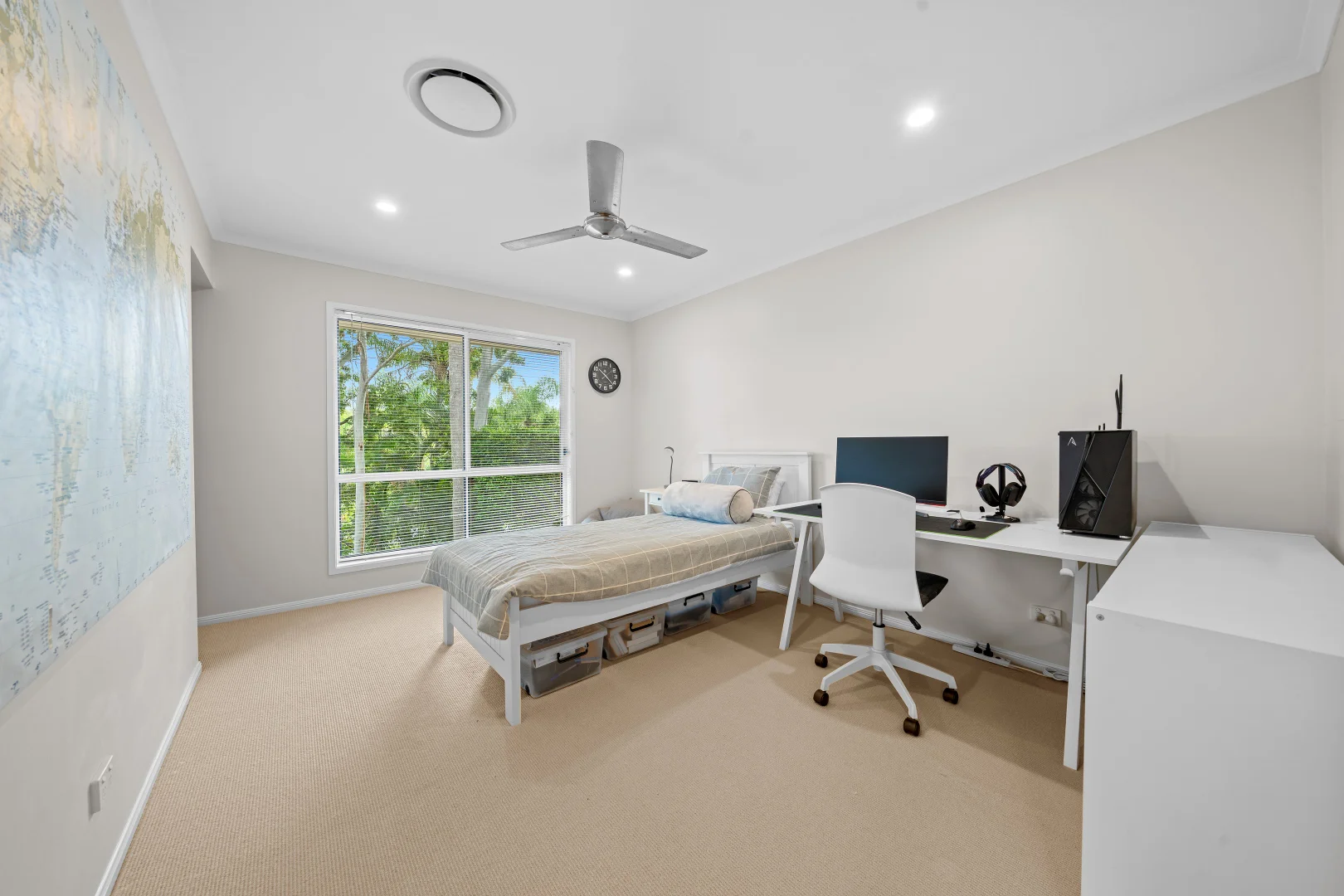 Additional image 14 of 6 Design Place, Highland Park QLD 4211