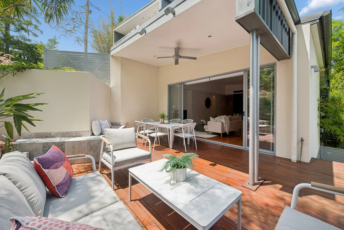 1/29 Central Avenue, Indooroopilly QLD 4068