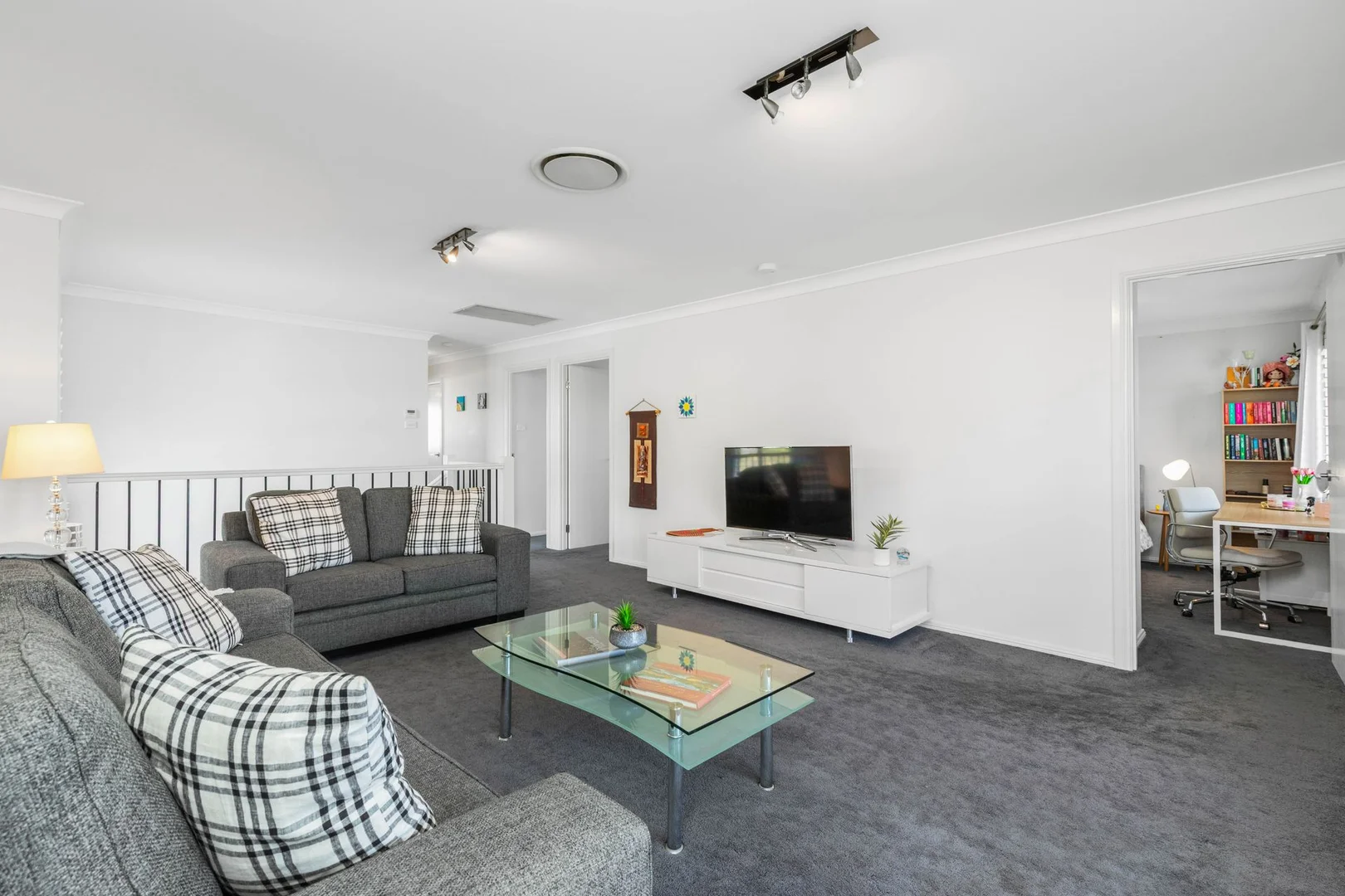 Additional image 10 of 1 Swiftwing Close, Chisholm NSW 2322