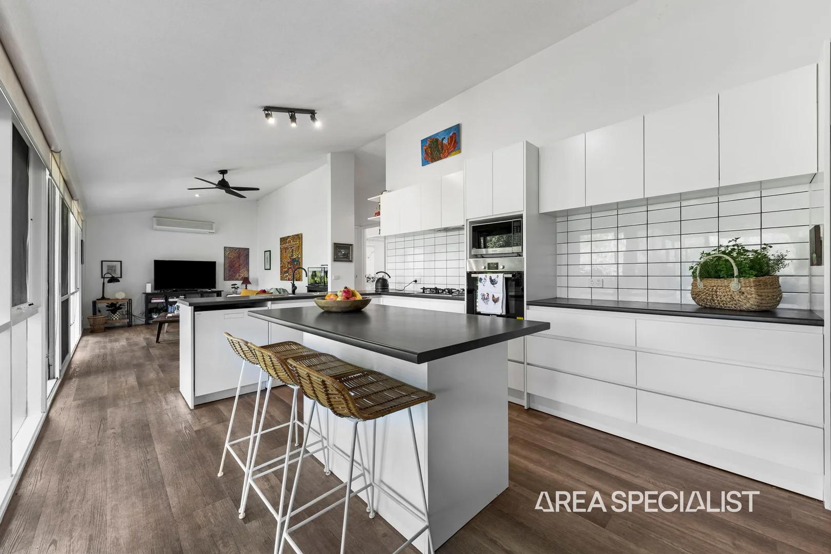 Additional image 11 of 1 Canawindi Drive, Warragul VIC 3820