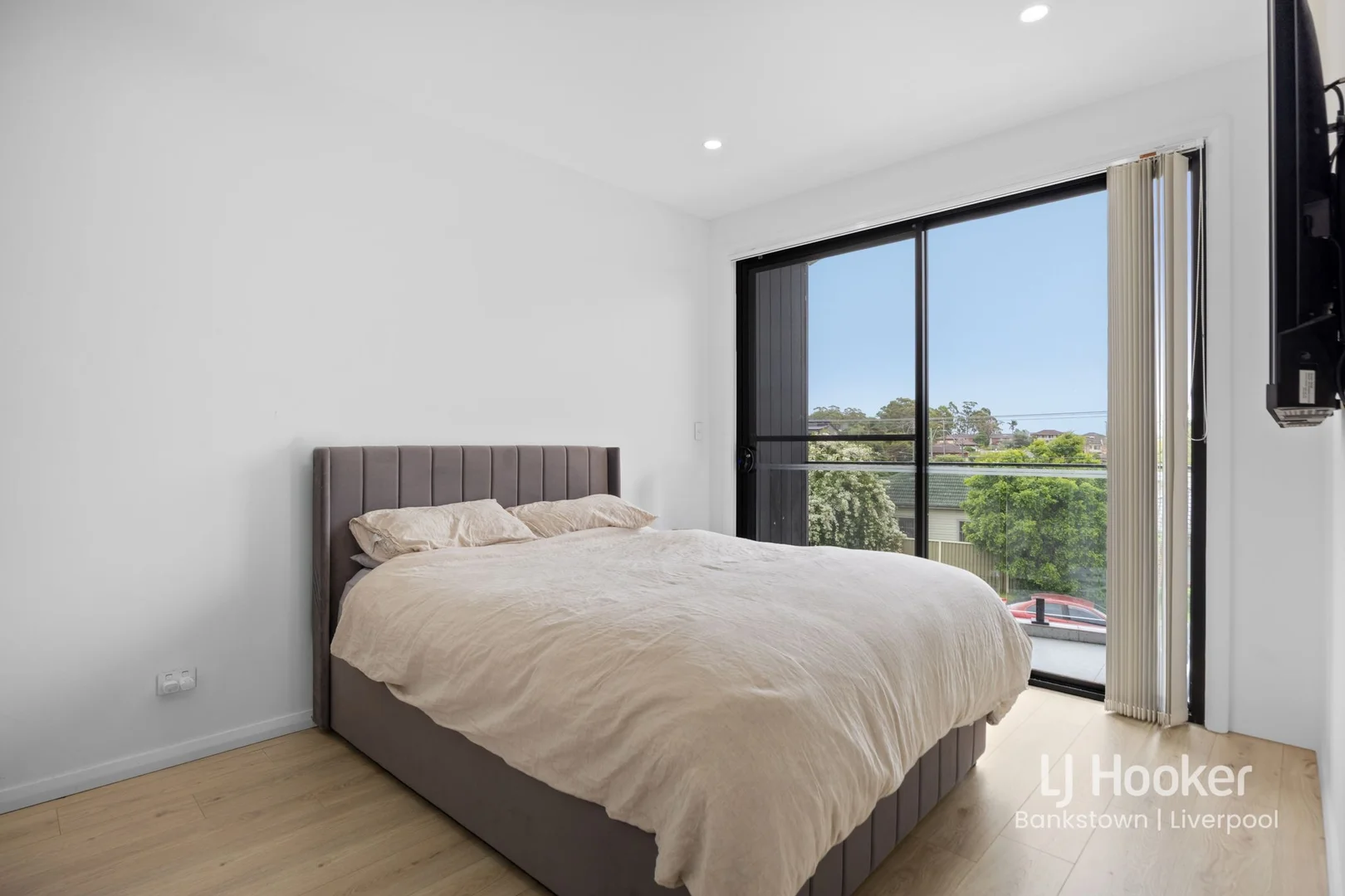 Additional image 12 of 3/62 Ashcroft Avenue, Casula NSW 2170