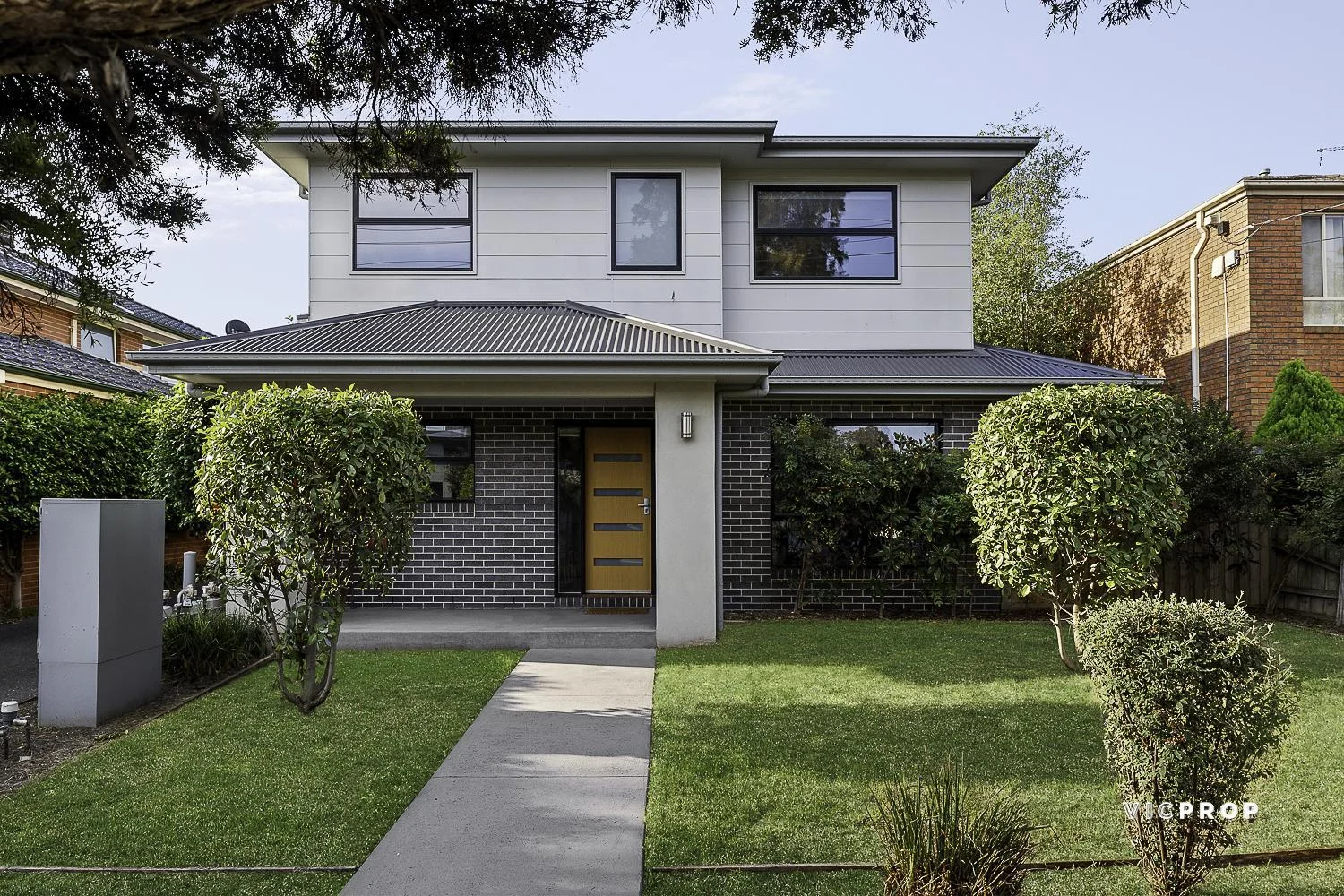 1/8 Queens Parade, Fawkner VIC 3060