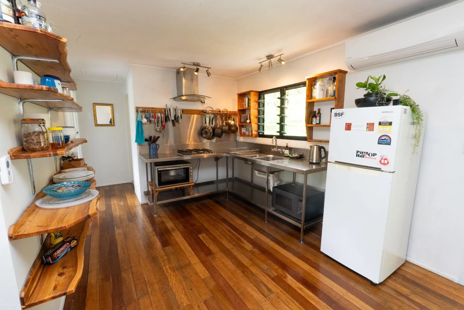 Additional image 9 of 107 Dickson Way, Point Lookout QLD 4183