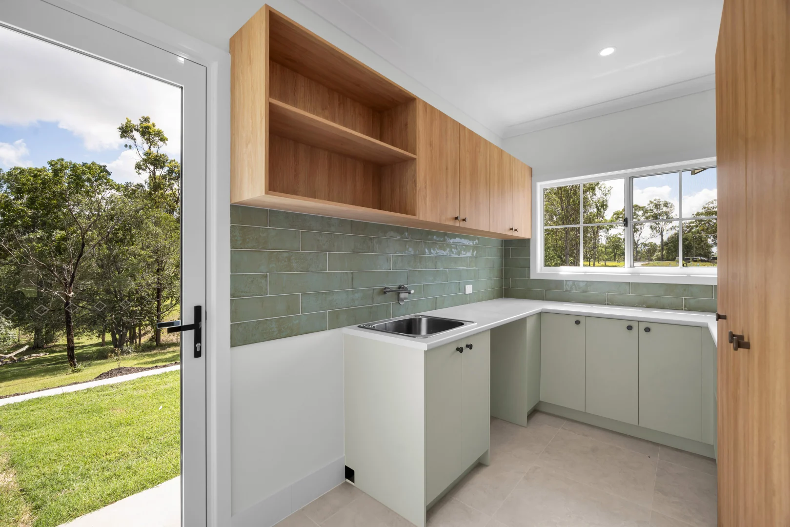 Additional image 21 of 241 Mcintosh Creek Road, Jones Hill QLD 4570