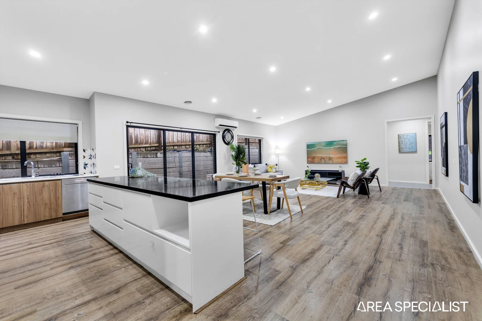 Additional image 9 of 4 RIDGEWELL CRESCENT, Officer VIC 3809