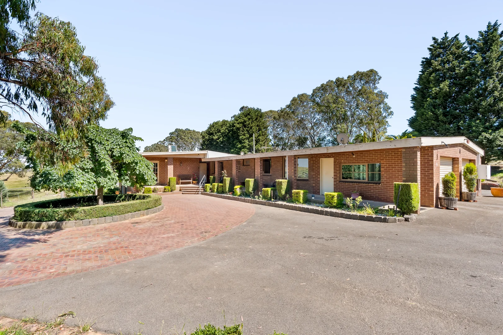 1405 Merriang Road, Beveridge VIC 3753 photo 3