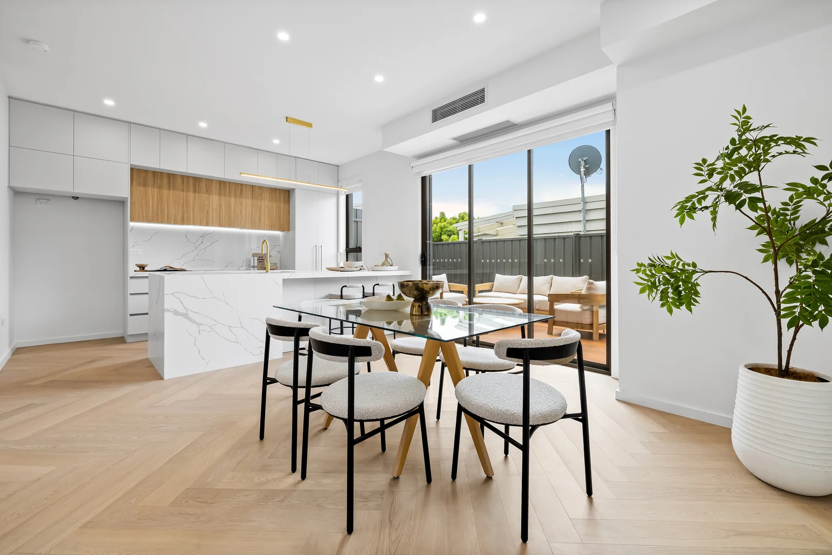 Additional image 10 of 24 Peck Avenue, Strathmore VIC 3041