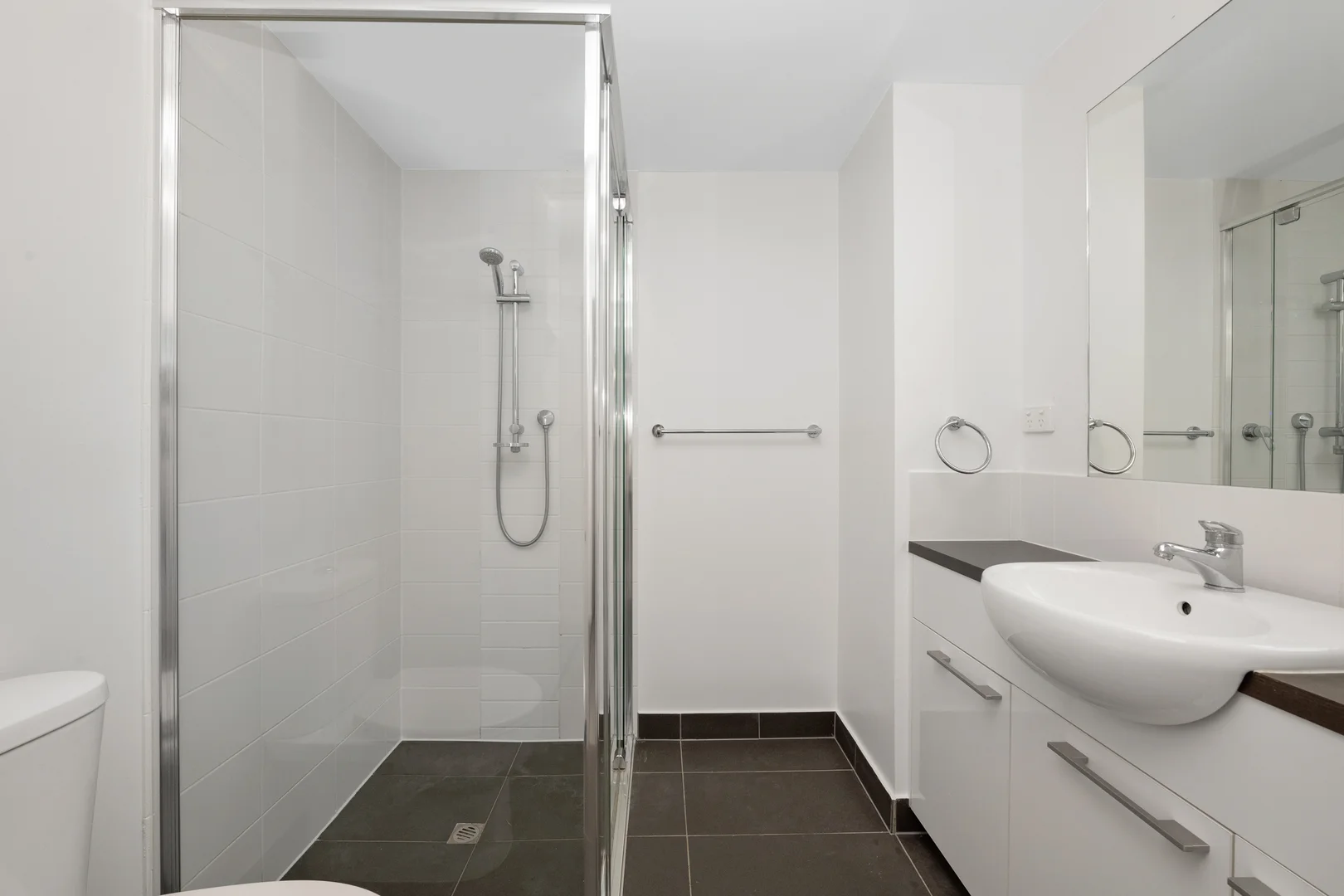 Additional image 10 of 101/167-173 Bundock Street, Belgian Gardens QLD 4810