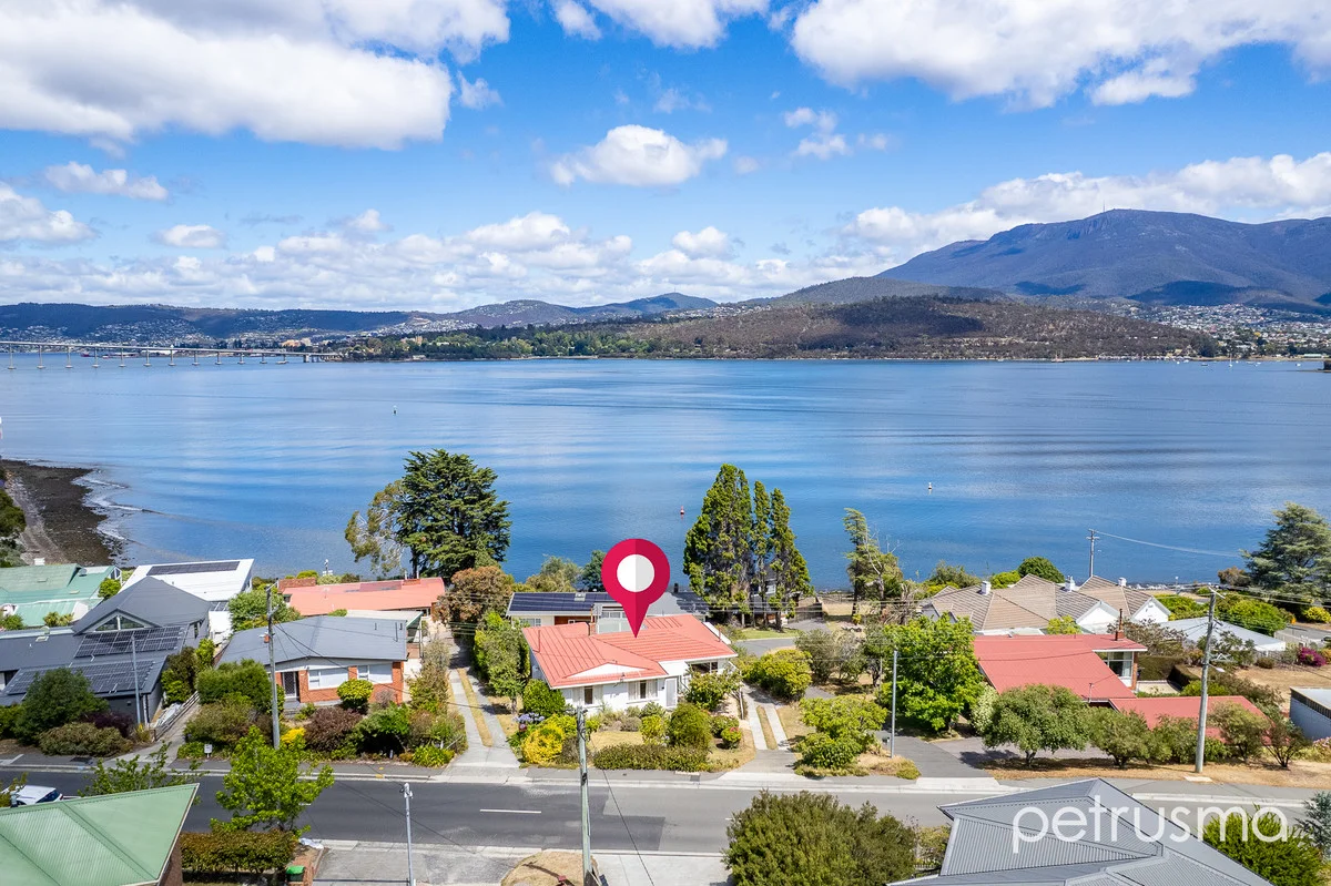 Additional image 20 of 137 Derwent Avenue, Lindisfarne TAS 7015