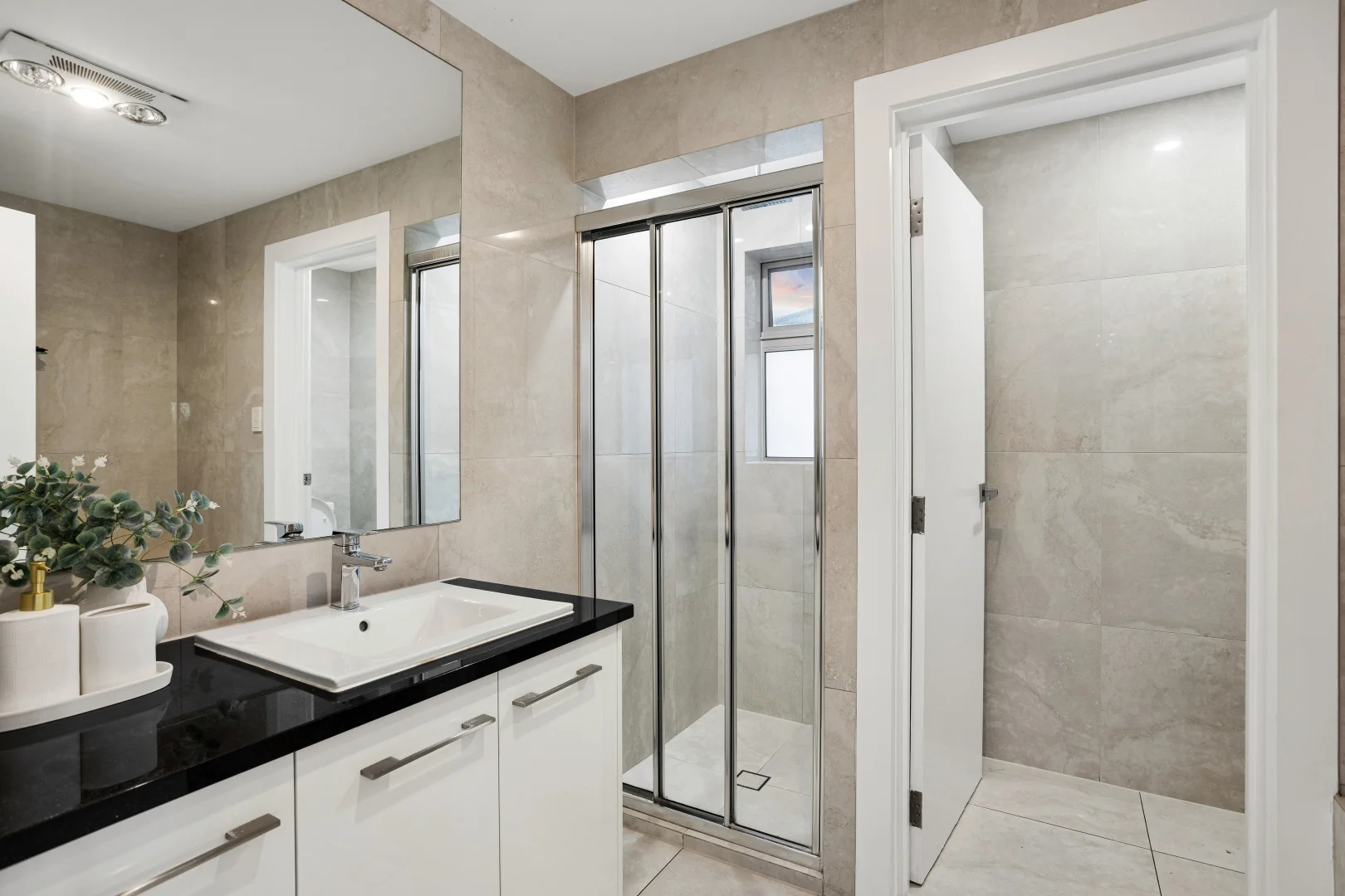 Additional image 28 of 25 Military Road, Tennyson SA 5022