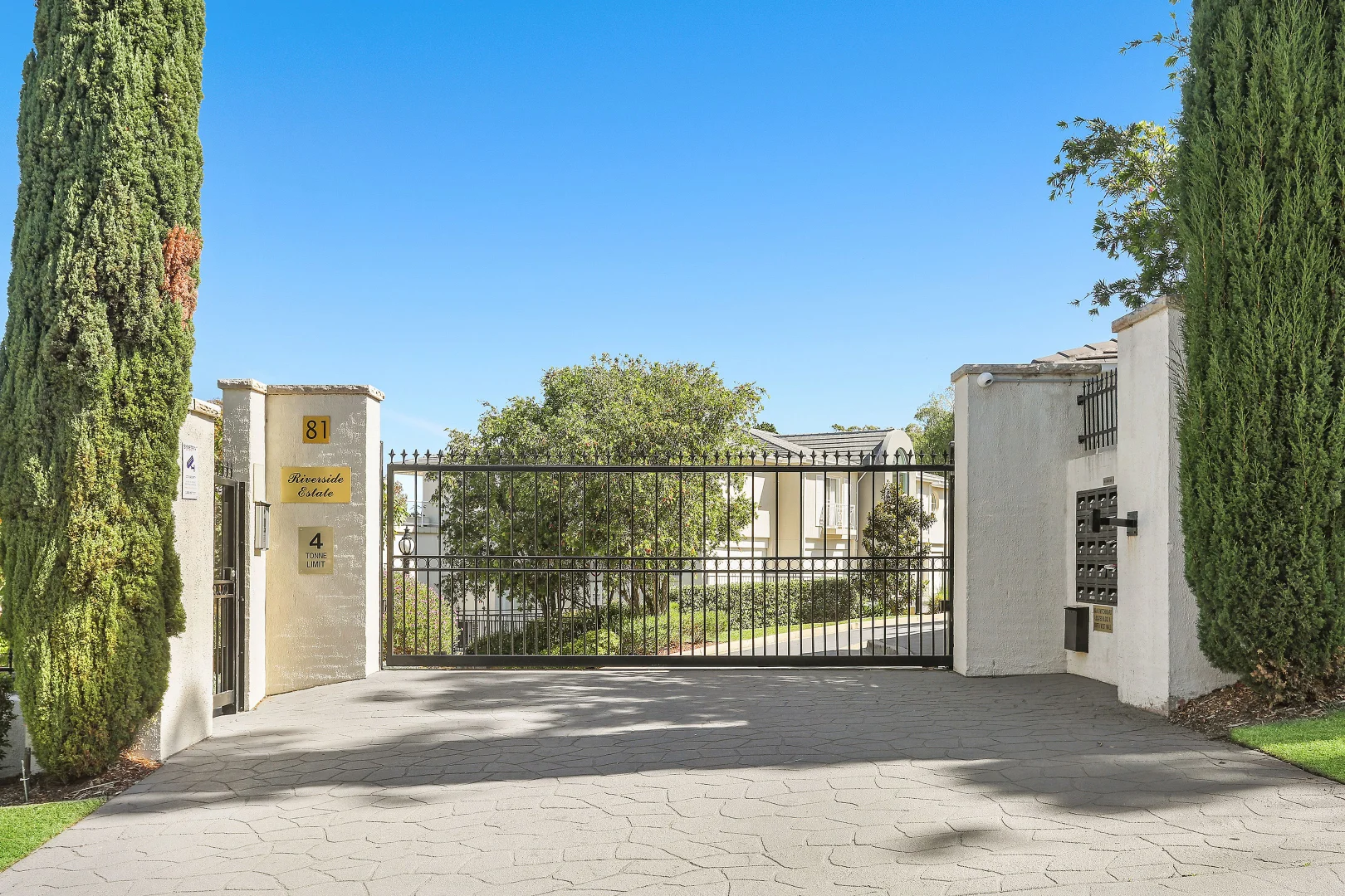 Additional image 13 of 15/81 Woodlands Avenue, Lugarno NSW 2210