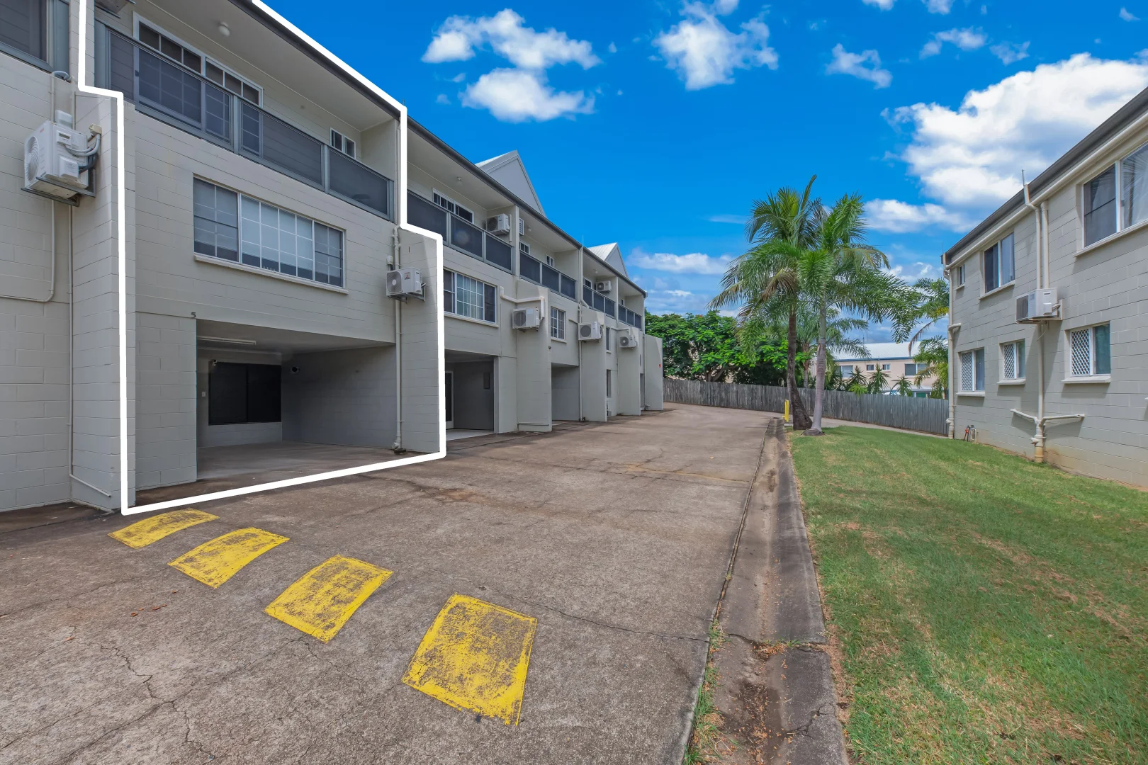 Additional image 9 of 5/3 Eshelby Drive, Cannonvale QLD 4802