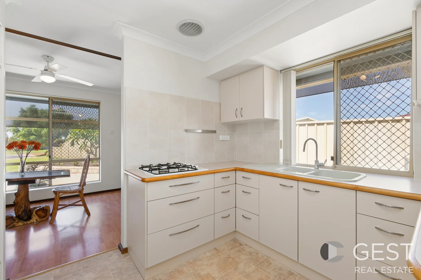 Additional image 10 of 19A Rosebank Gardens, Alexander Heights WA 6064