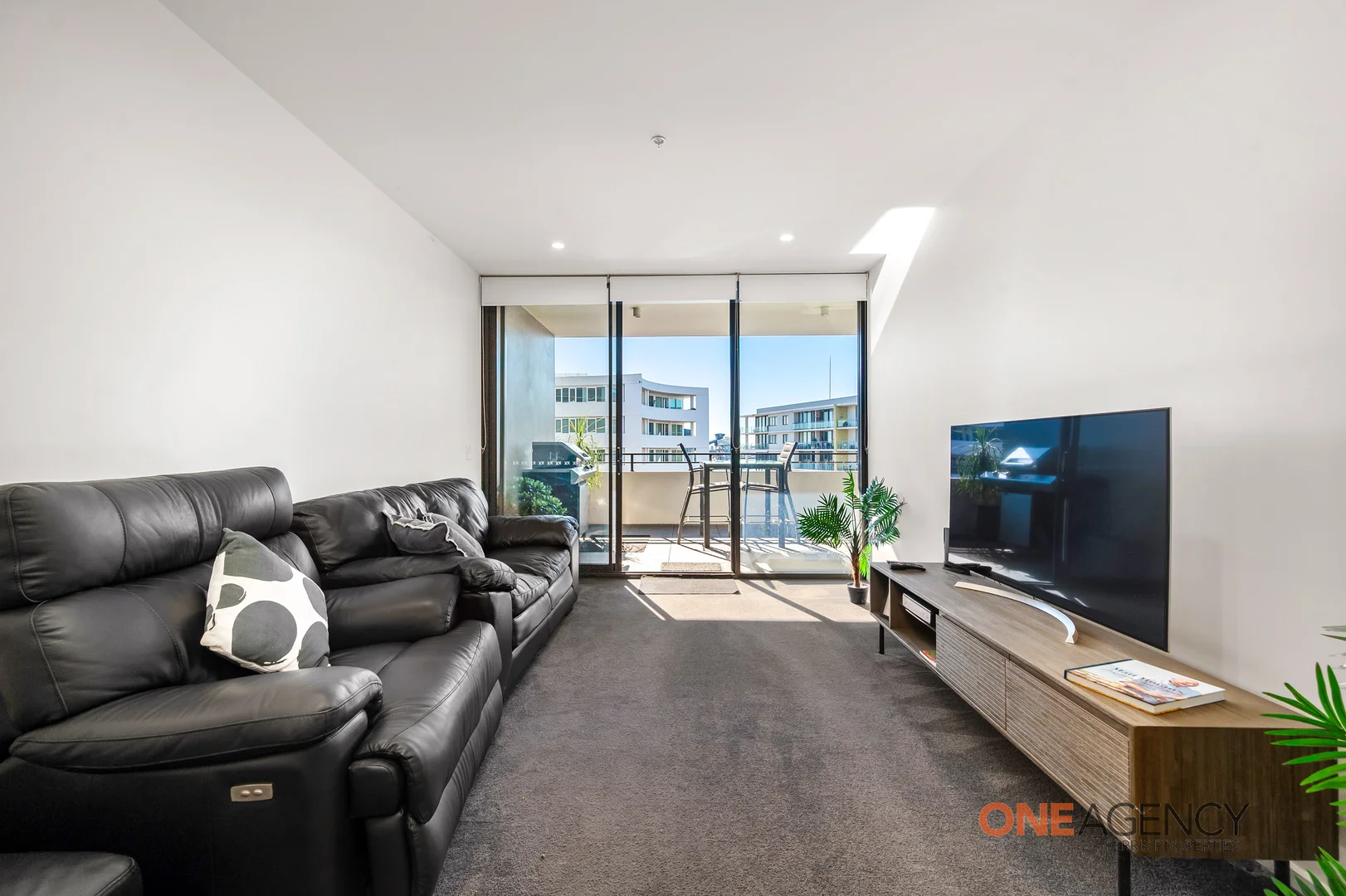 Additional image 3 of 503/10 Worth Place, Newcastle NSW 2300