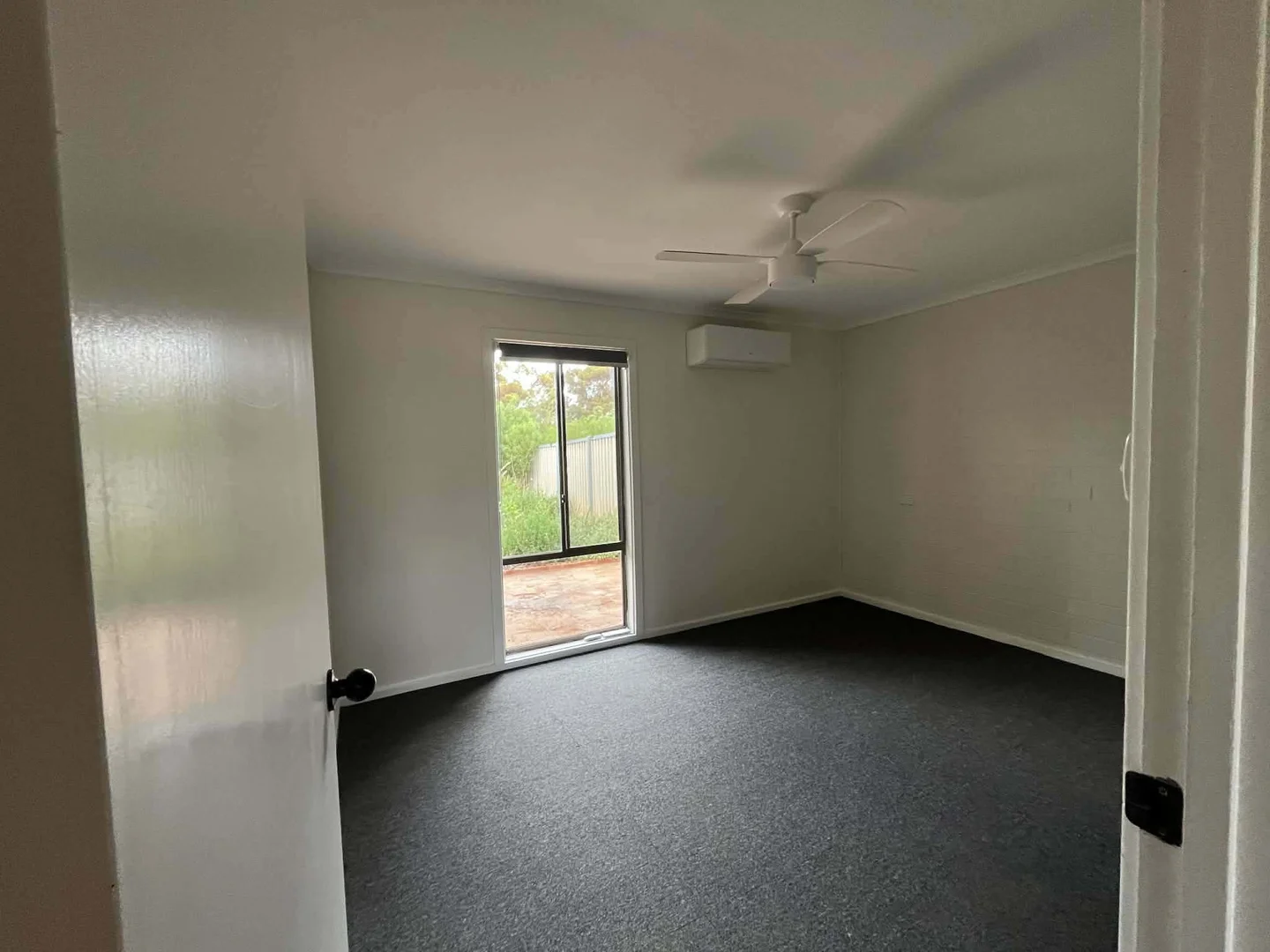 Additional image 10 of 8/25 Black Oak Drive, Leigh Creek SA 5731