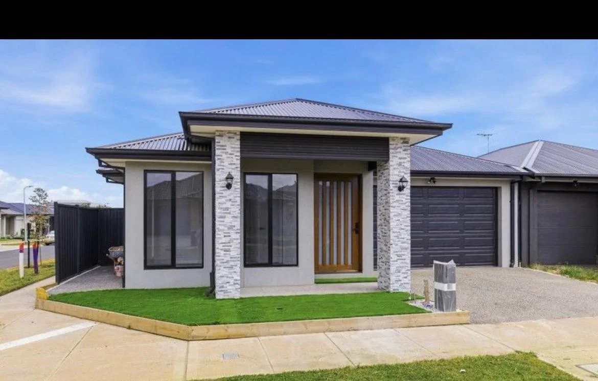 39 Bluebottle Parade, Rockbank VIC 3335