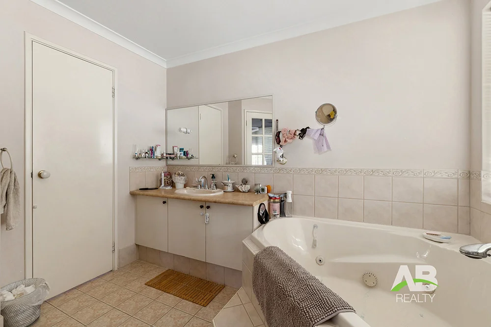 Additional image 16 of 10 Willespie Drive, Pearsall WA 6065