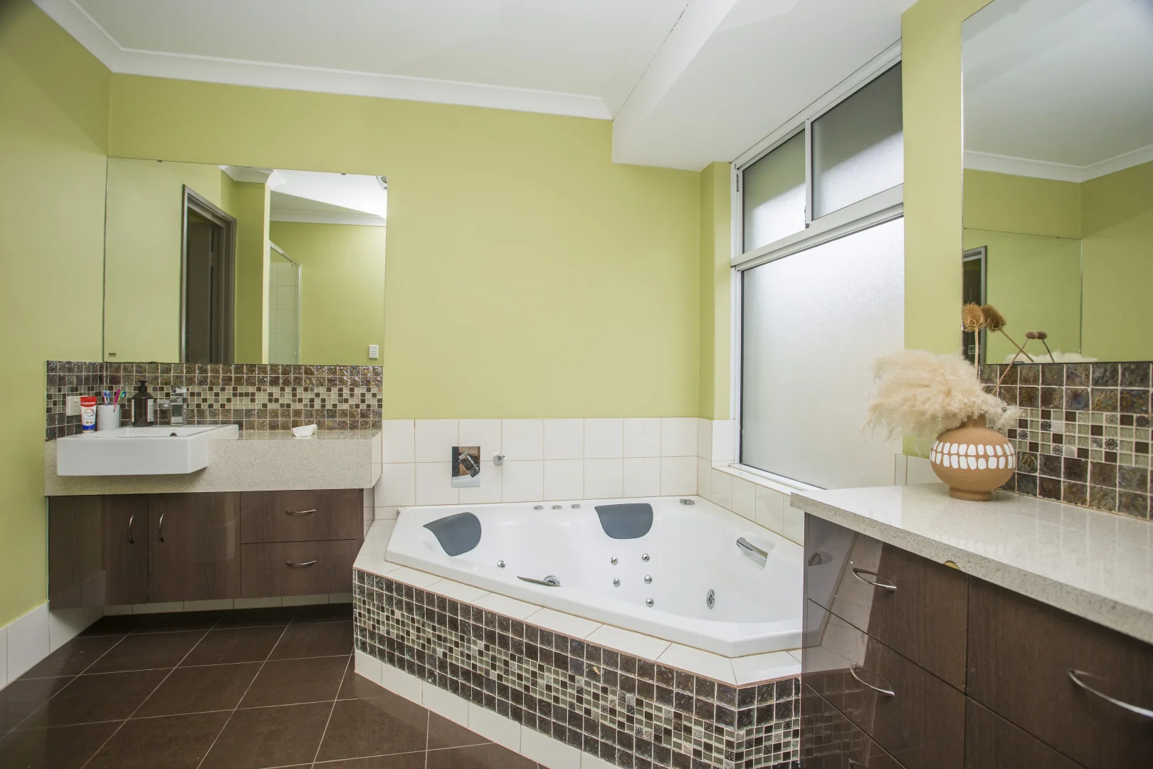 Additional image 52 of 94 Macquarie Boulevard, Hammond Park WA 6164