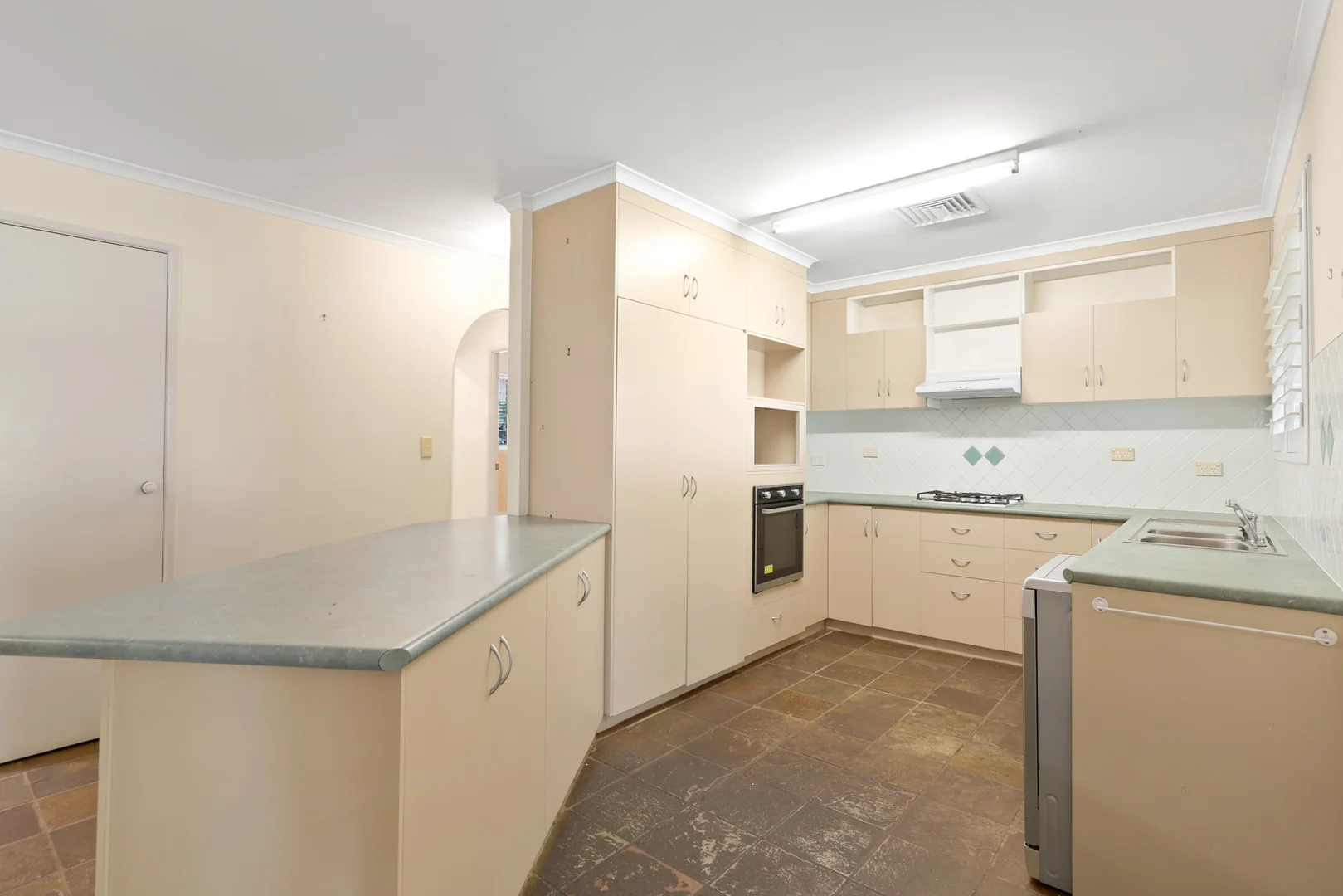 27 Blue Beach Boulevard, Haliday Bay QLD 4740 photo 5