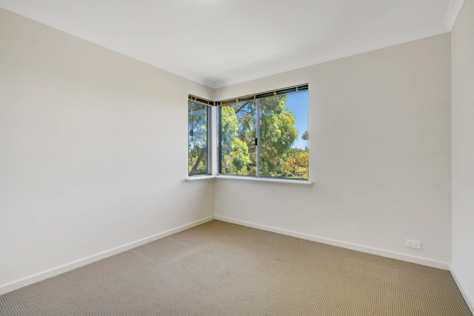 Additional image 9 of 1/30 Buttermere Approach, Waikiki WA 6169