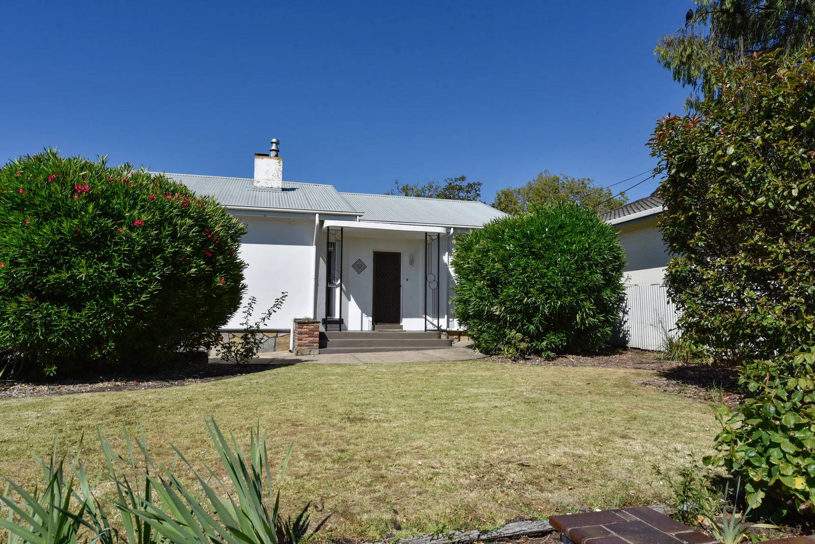 Additional image 4 of 92 Lake Terrace East, Mount Gambier SA 5290