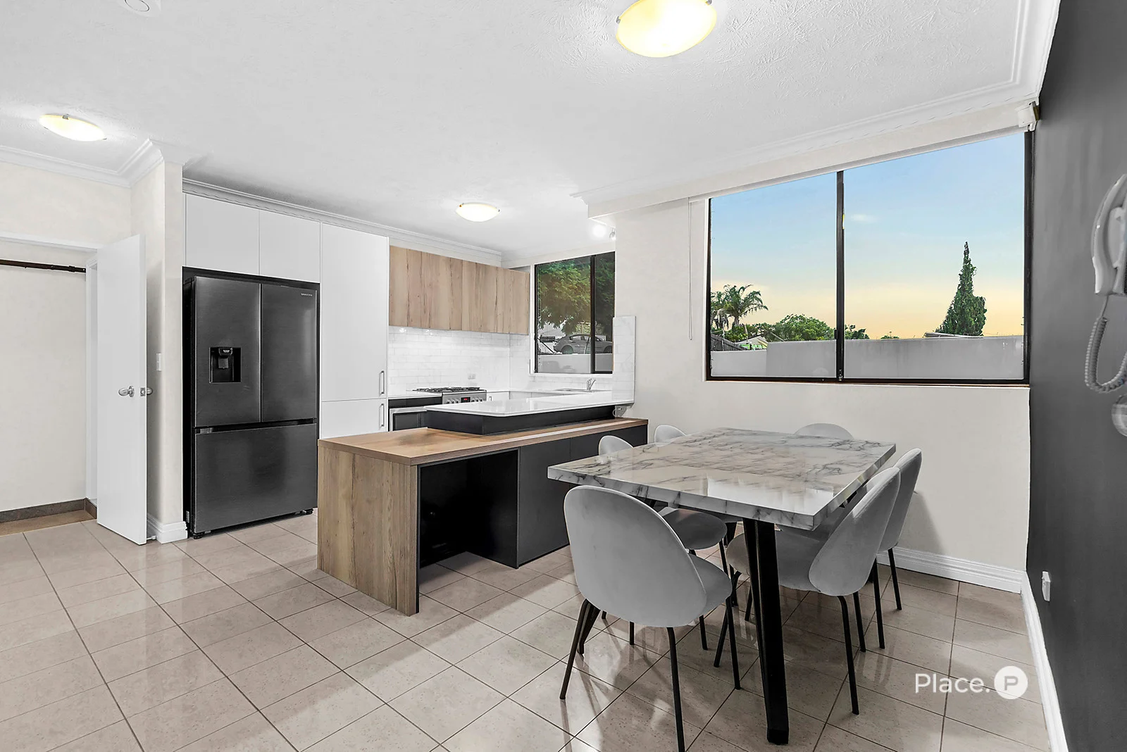 Additional image 4 of 1/17 Rosecliffe Street, Highgate Hill QLD 4101