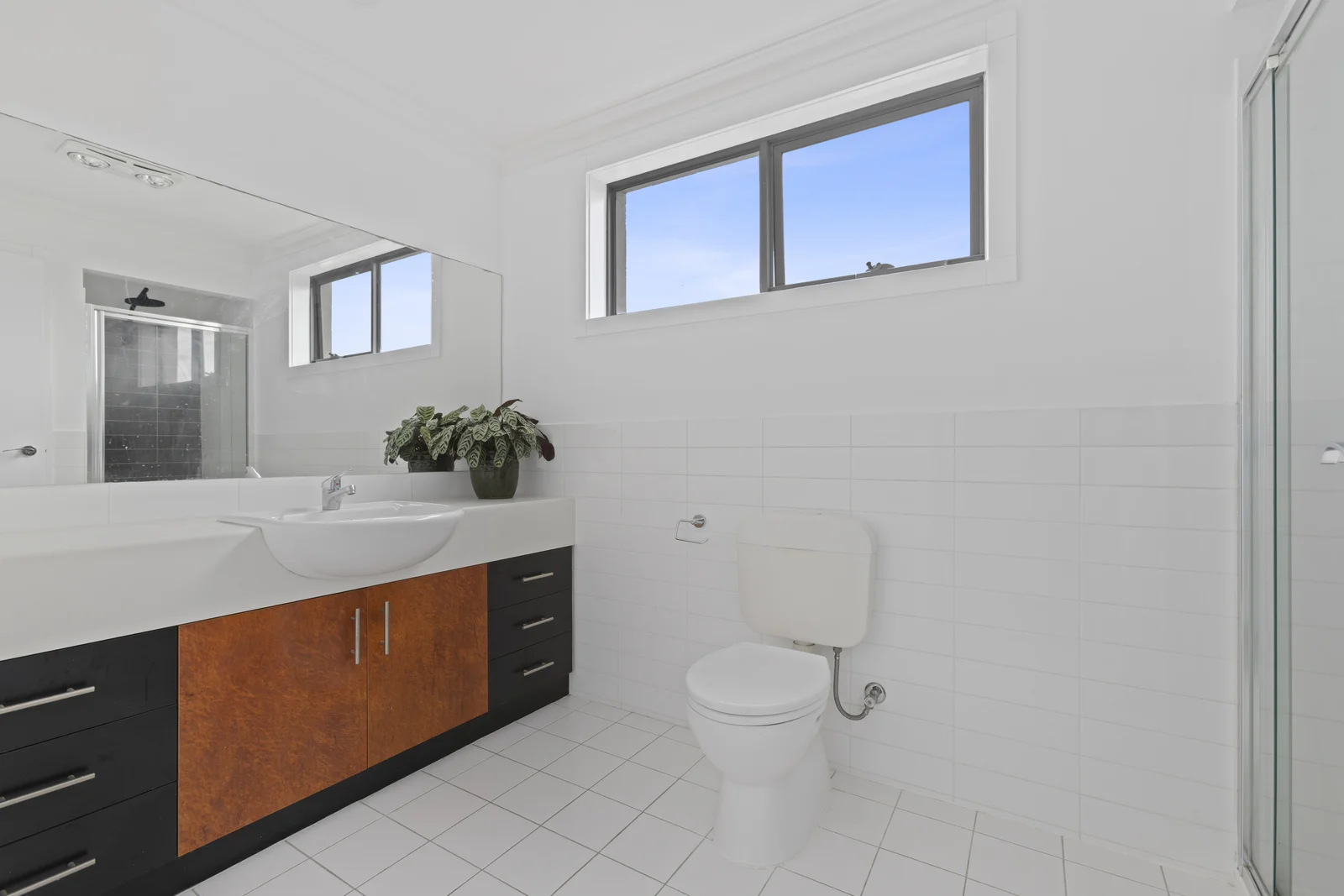 Additional image 6 of 4/209 Melbourne Road, Rippleside VIC 3215