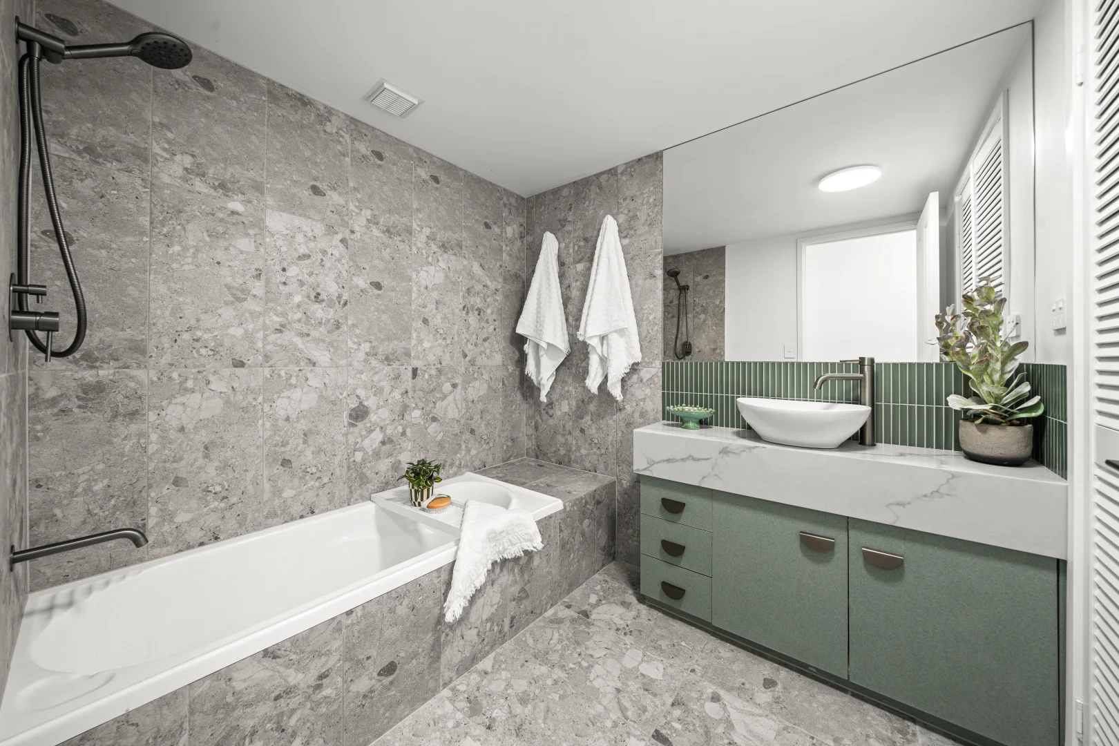 Additional image 10 of 8/150 Marine Parade, Southport QLD 4215