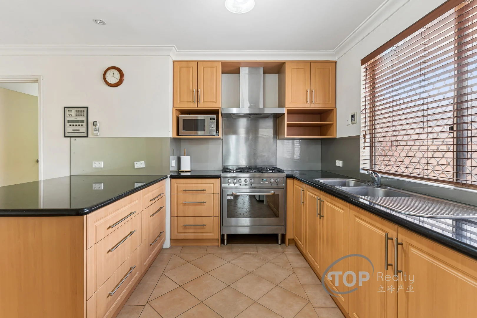 Additional image 14 of Unit 1/6 Twomey Place, Willetton WA 6155