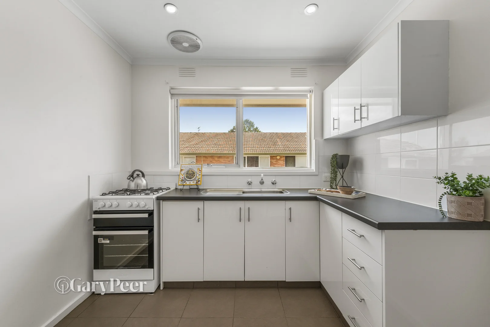 Additional image 5 of 6/48 Rosanna Street, Carnegie VIC 3163