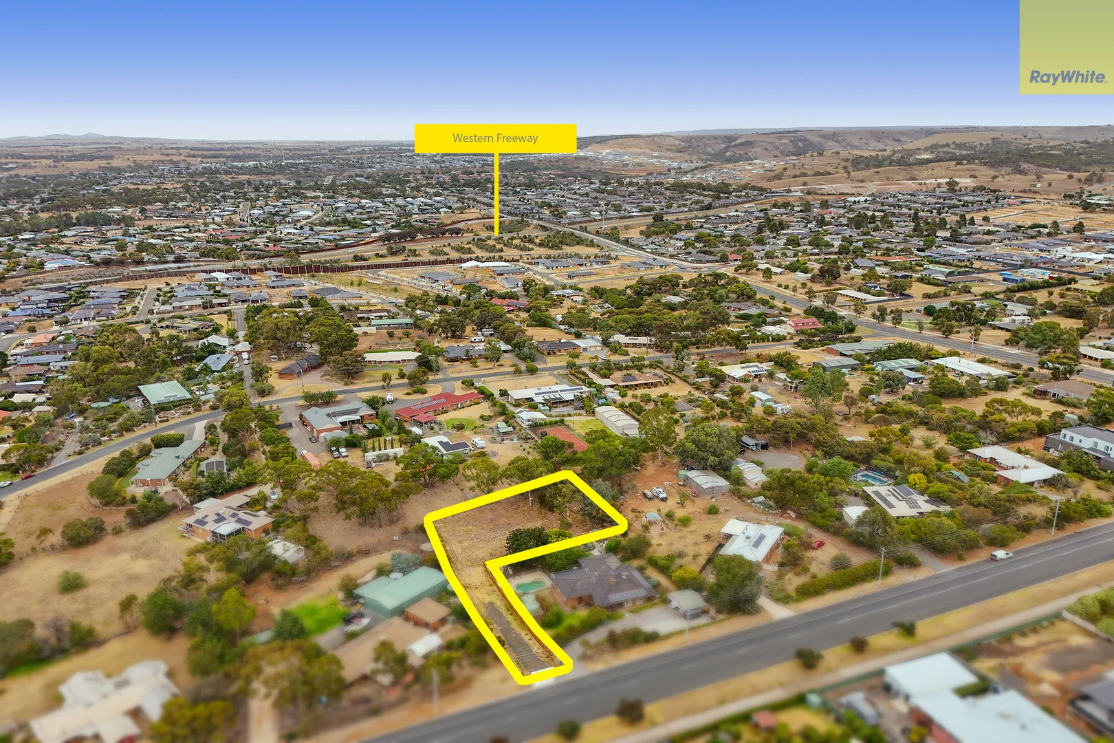 Additional image 2 of 85A Grey Street, Darley VIC 3340