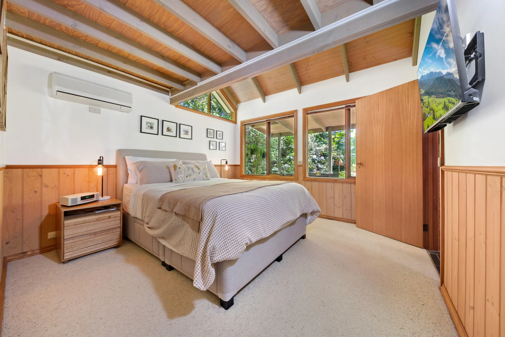 Additional image 9 of 152A Delany Avenue, Bright VIC 3741