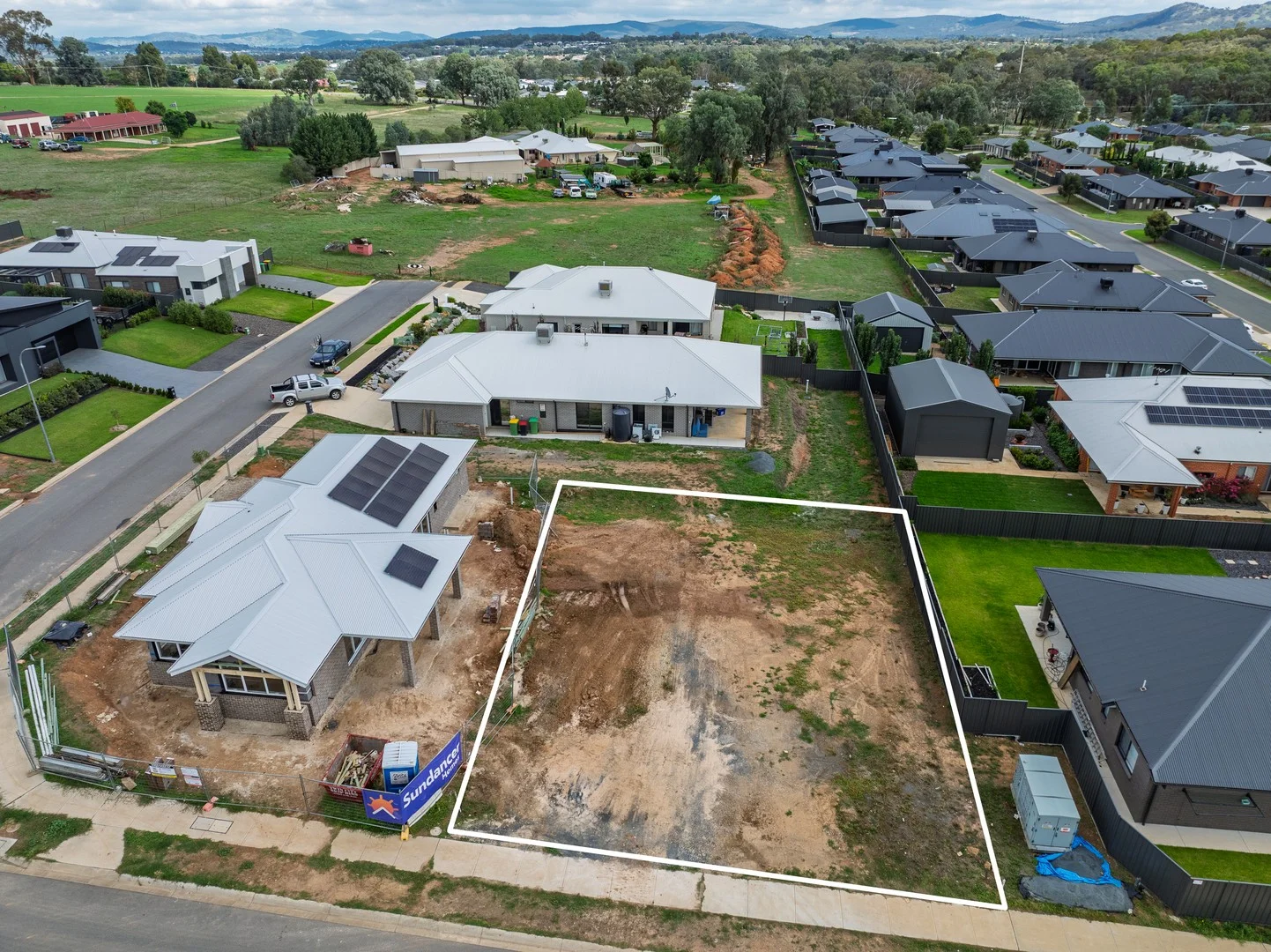 44 Sittella Way, Thurgoona NSW 2640