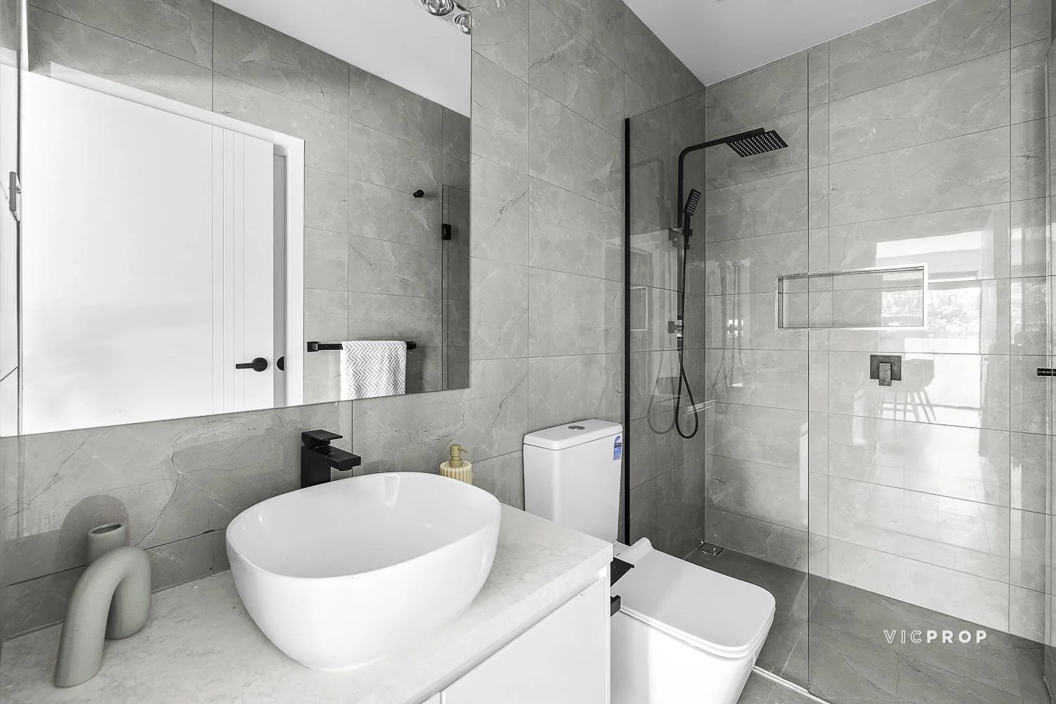 Additional image 13 of 1/28 Roderick Street, Doncaster East VIC 3109