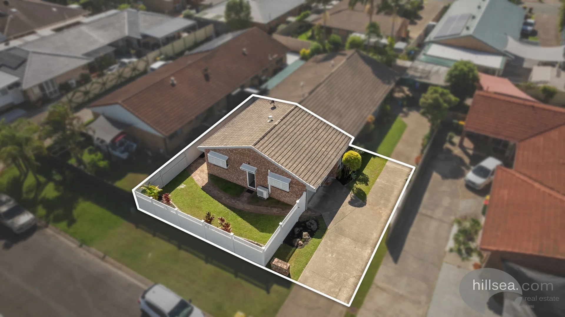 1/9 Riccarton Place, Labrador QLD 4215