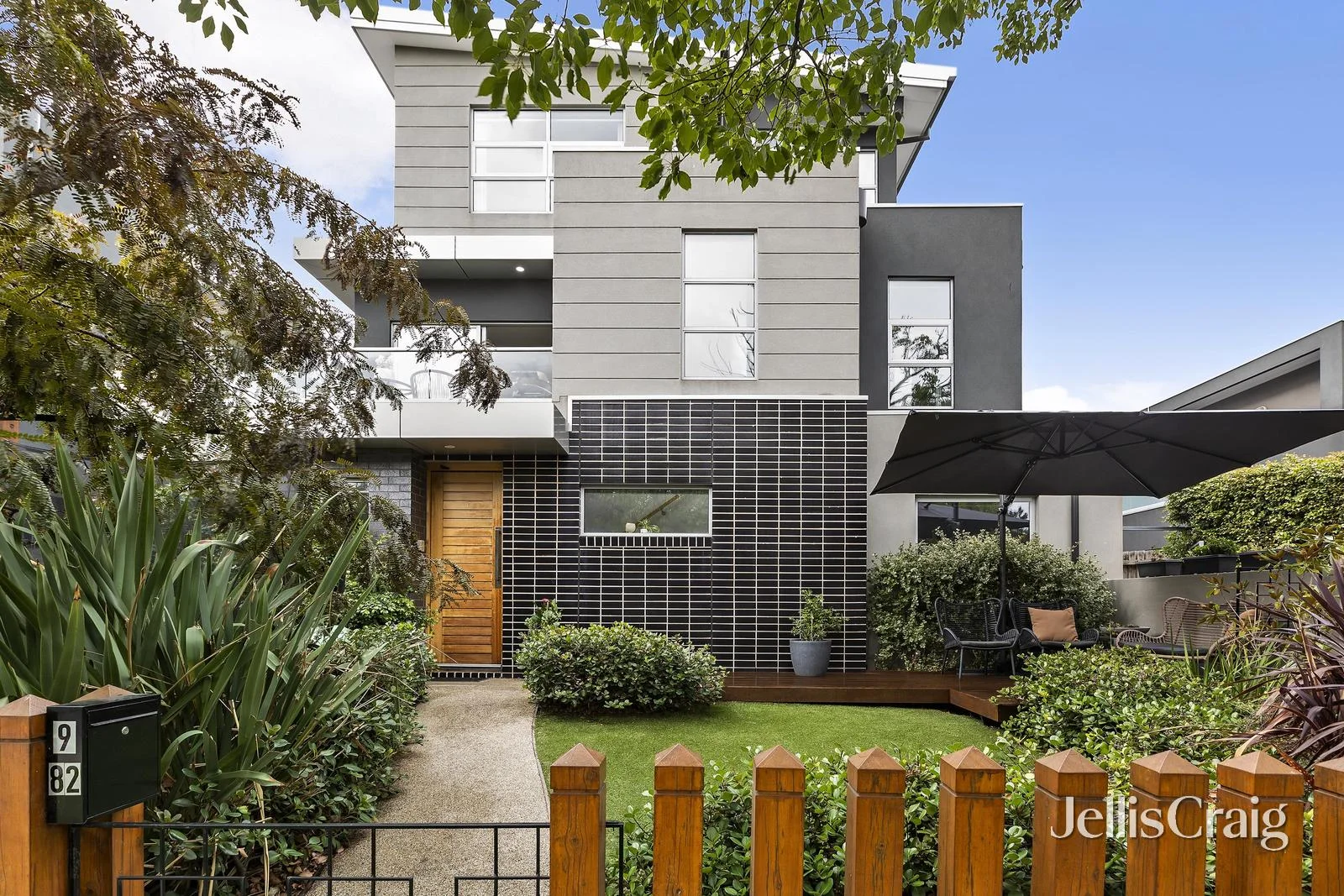 9/82 Richardson Street, Essendon VIC 3040
