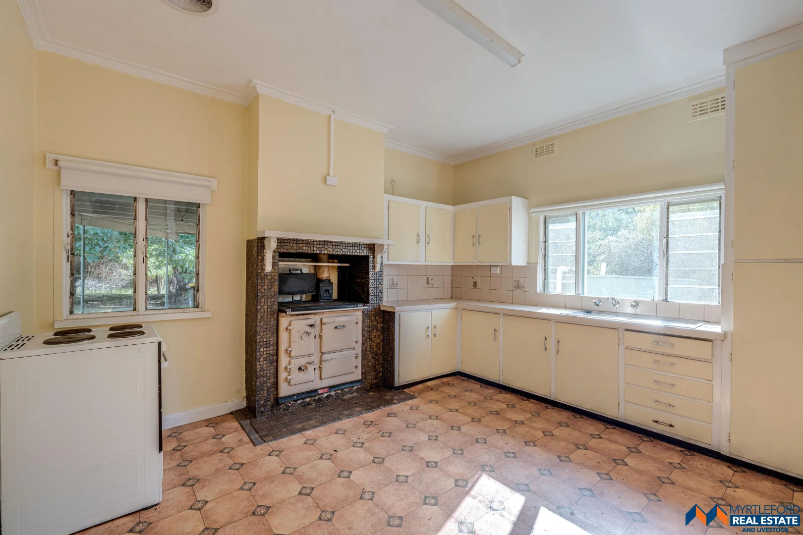 Additional image 2 of 5777 Great Alpine Road, Eurobin VIC 3739