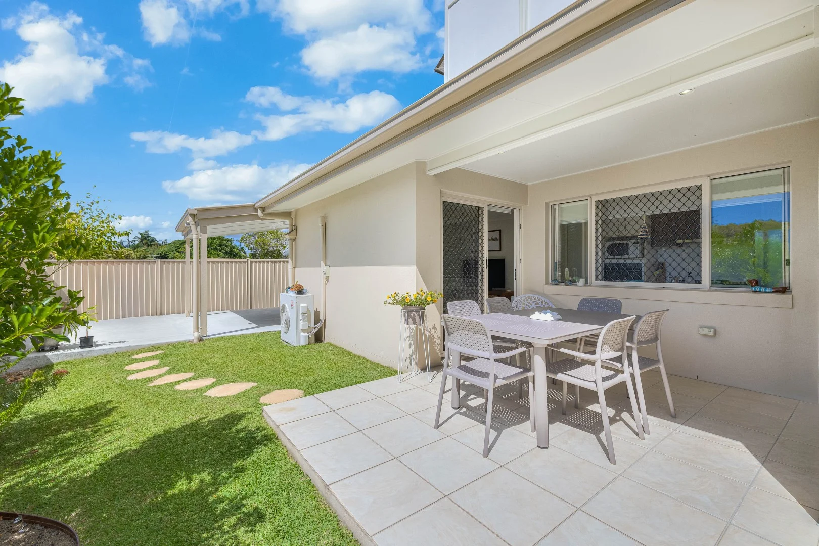 Additional image 2 of 2/15 Second Avenue, Caloundra QLD 4551
