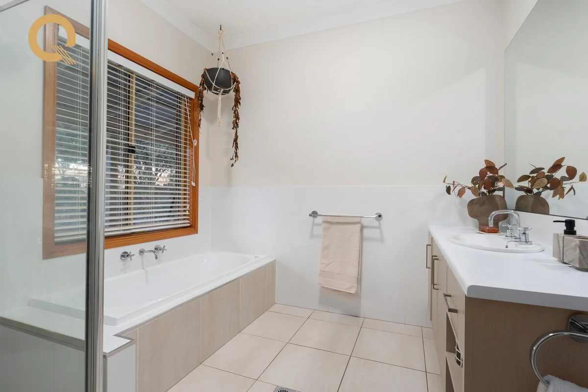 Additional image 19 of 125 Alexandra Way, Table Top NSW 2640