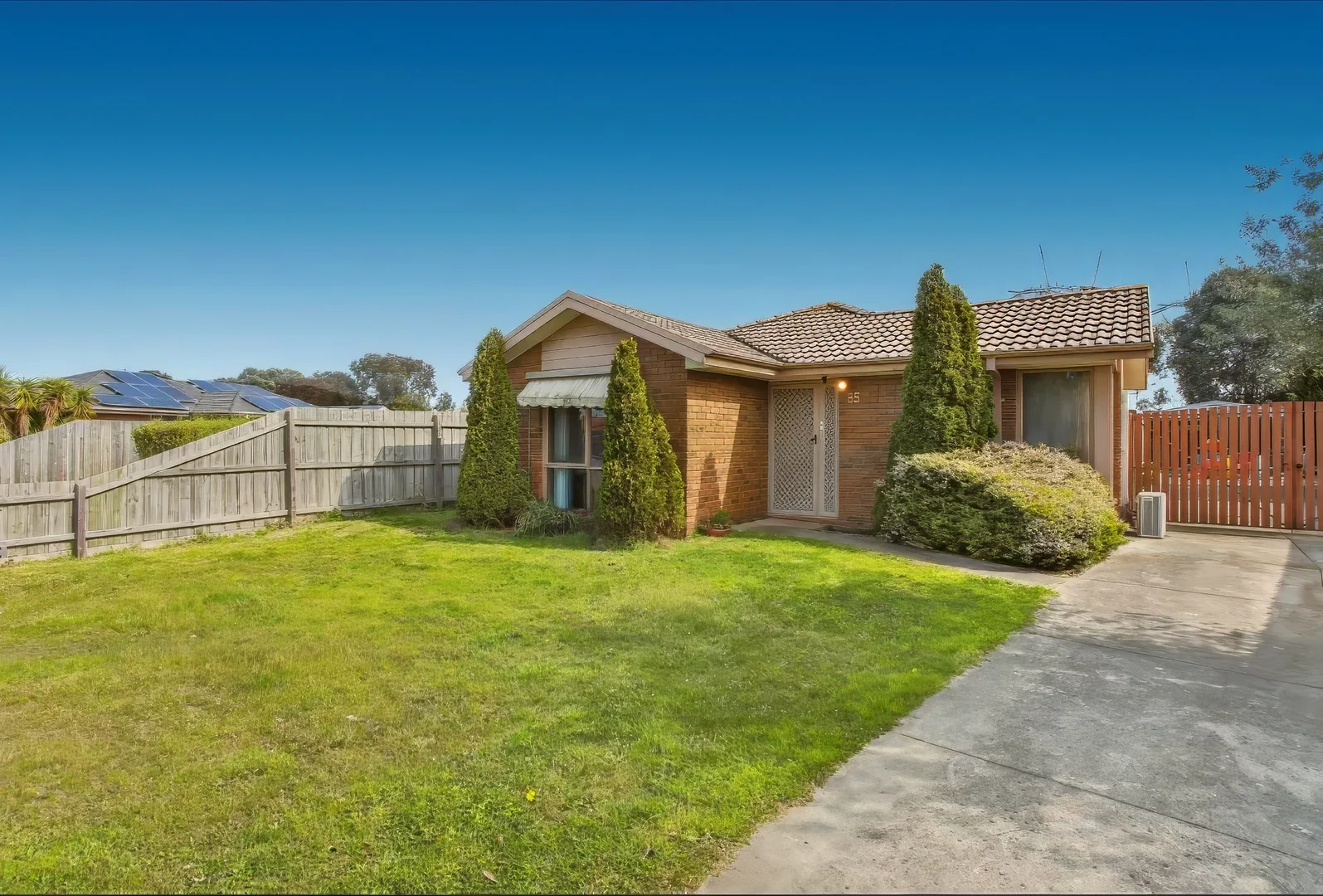 Additional image 2 of 85 Gipps Crescent, Cranbourne North VIC 3977